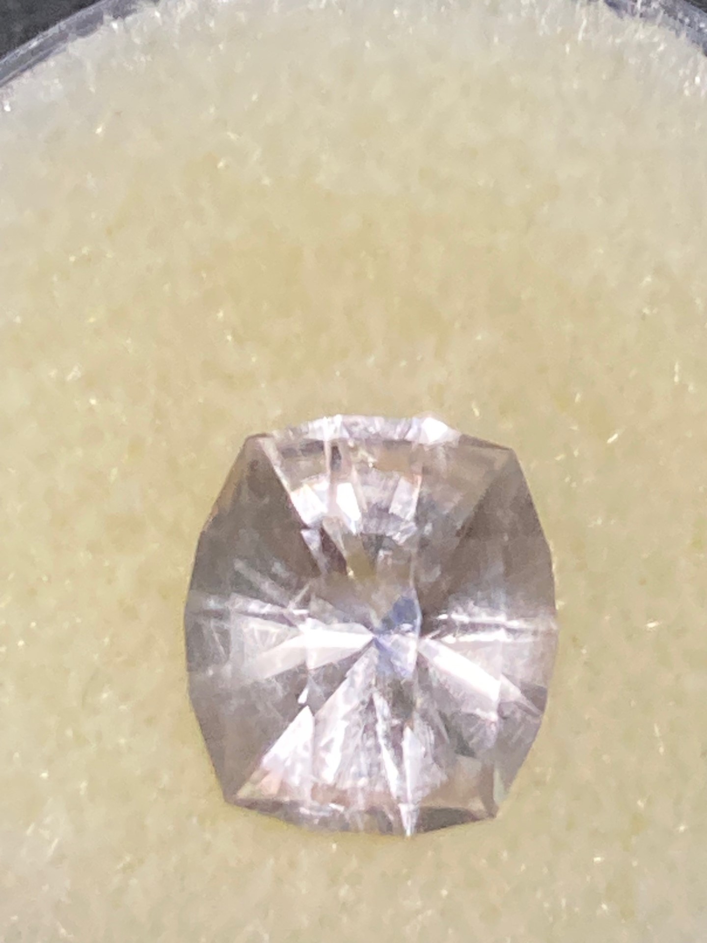 Topaz -Lemon Yellow Natural 