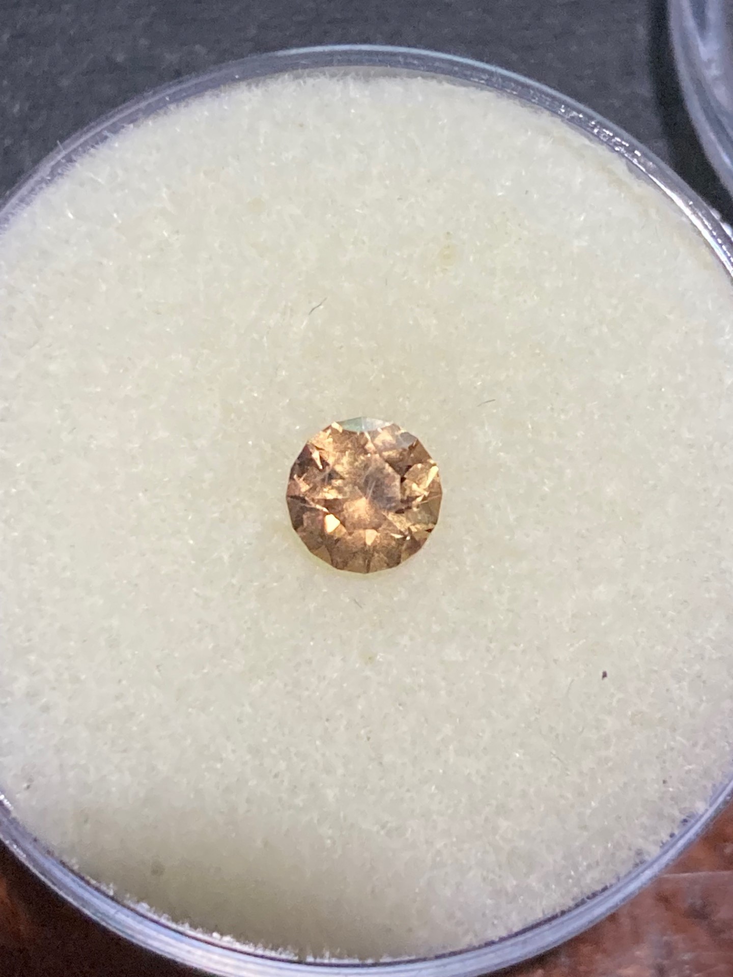 Sapphire -Golden Yellow -natural