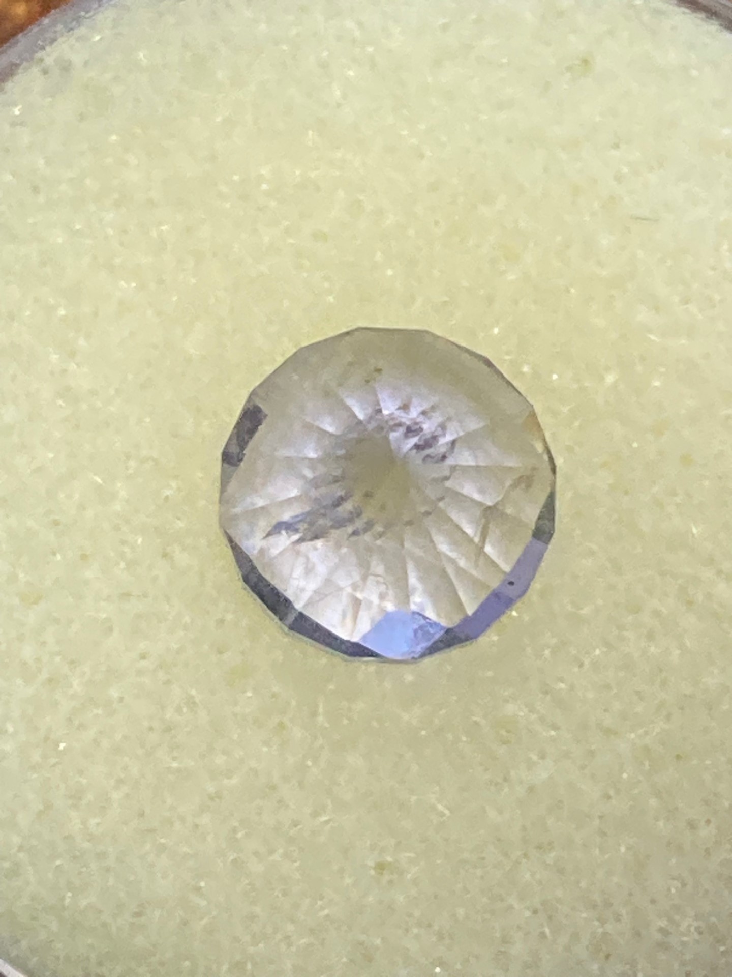 Iolite  Violet Blue with flash