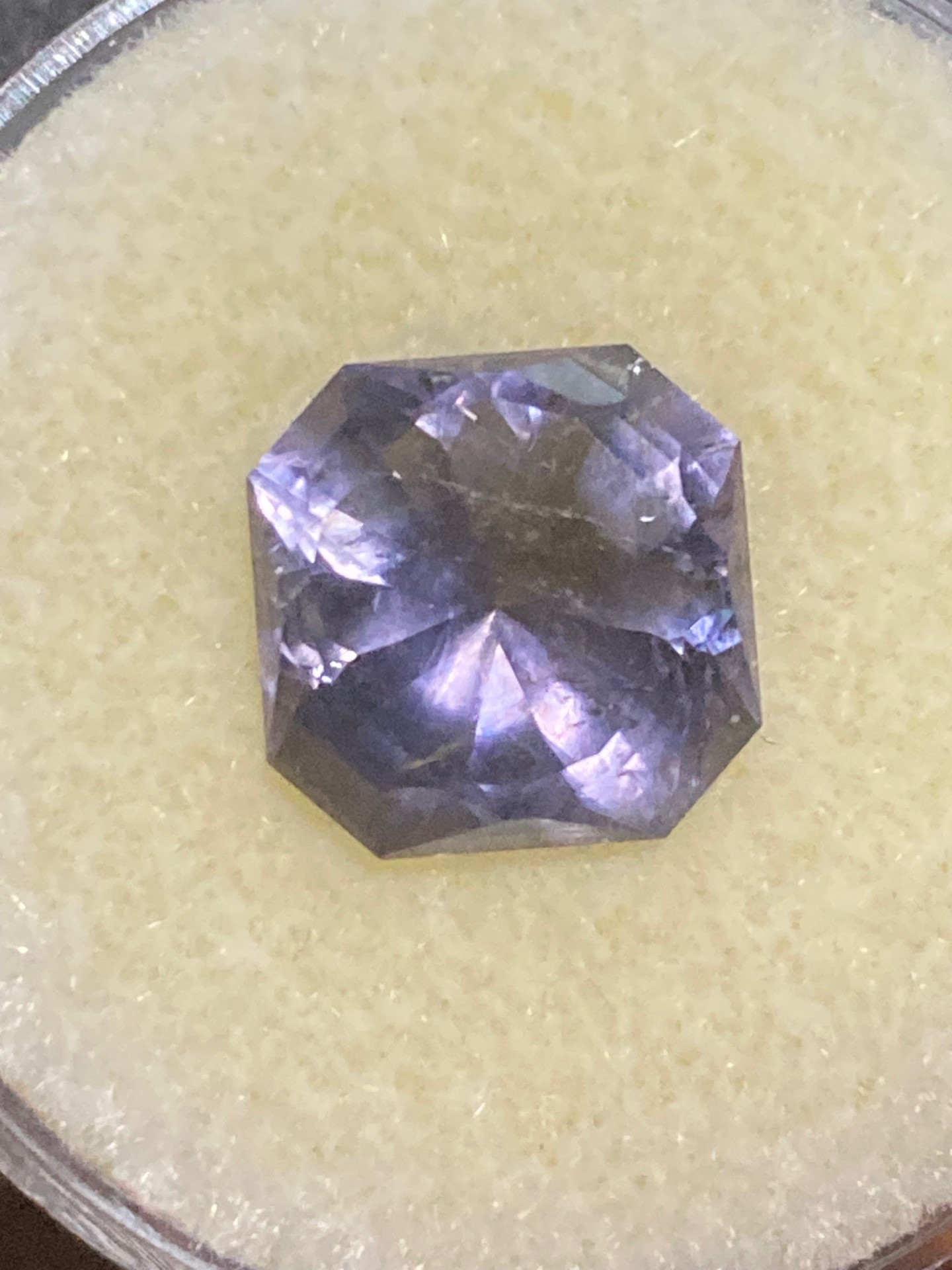 Iolite  Violet Blue with flash