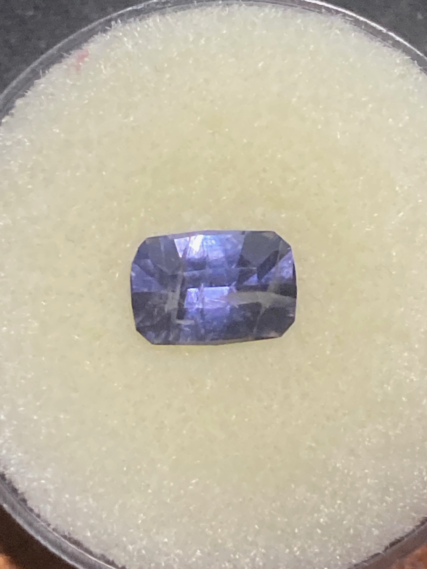 Iolite  Violet Blue with flash