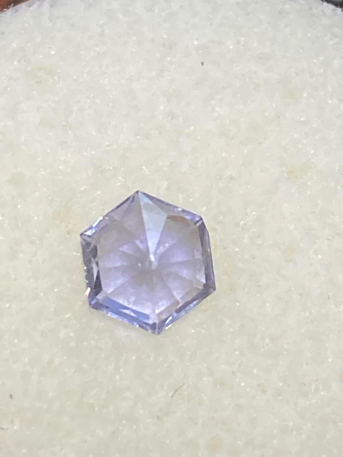 Iolite  Violet Blue (Strong flash)