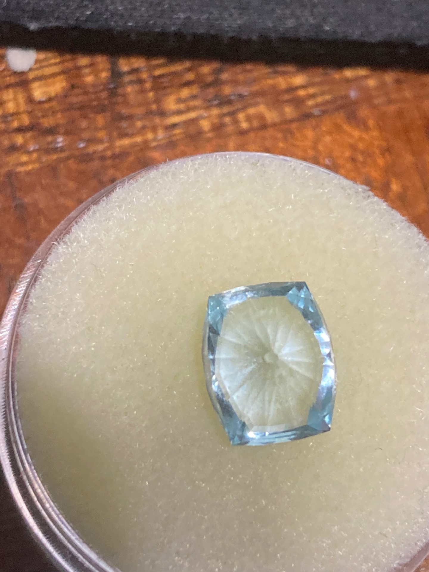 Aquamarine -Blue (bright)