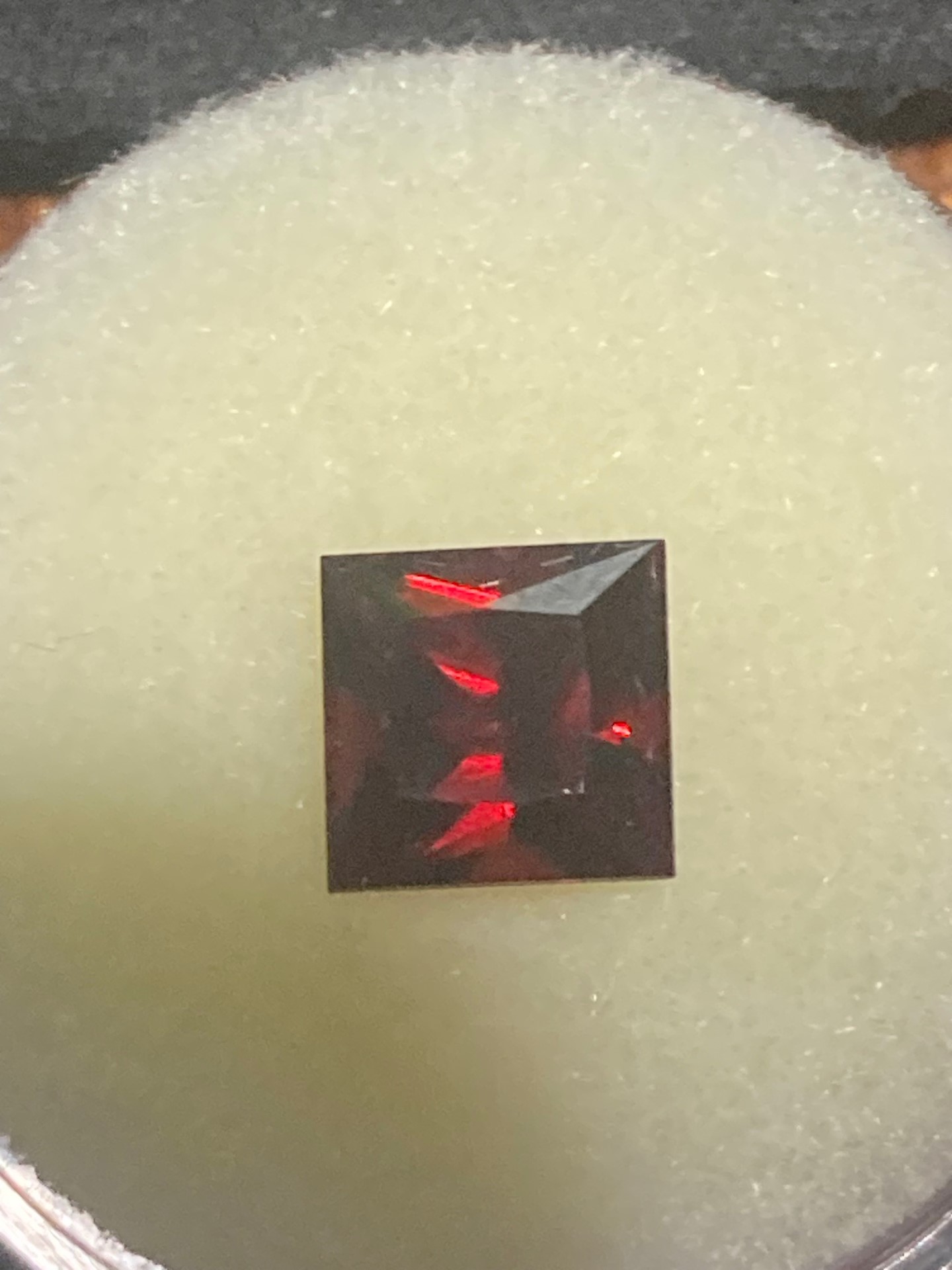 Garnet-Rhodolite-Pigeon Blood  Red