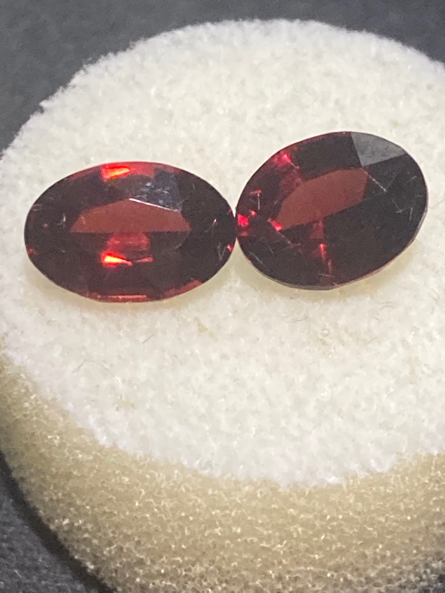 Garnet-Rhodolite-Pigeon Blood  Red / PAIR