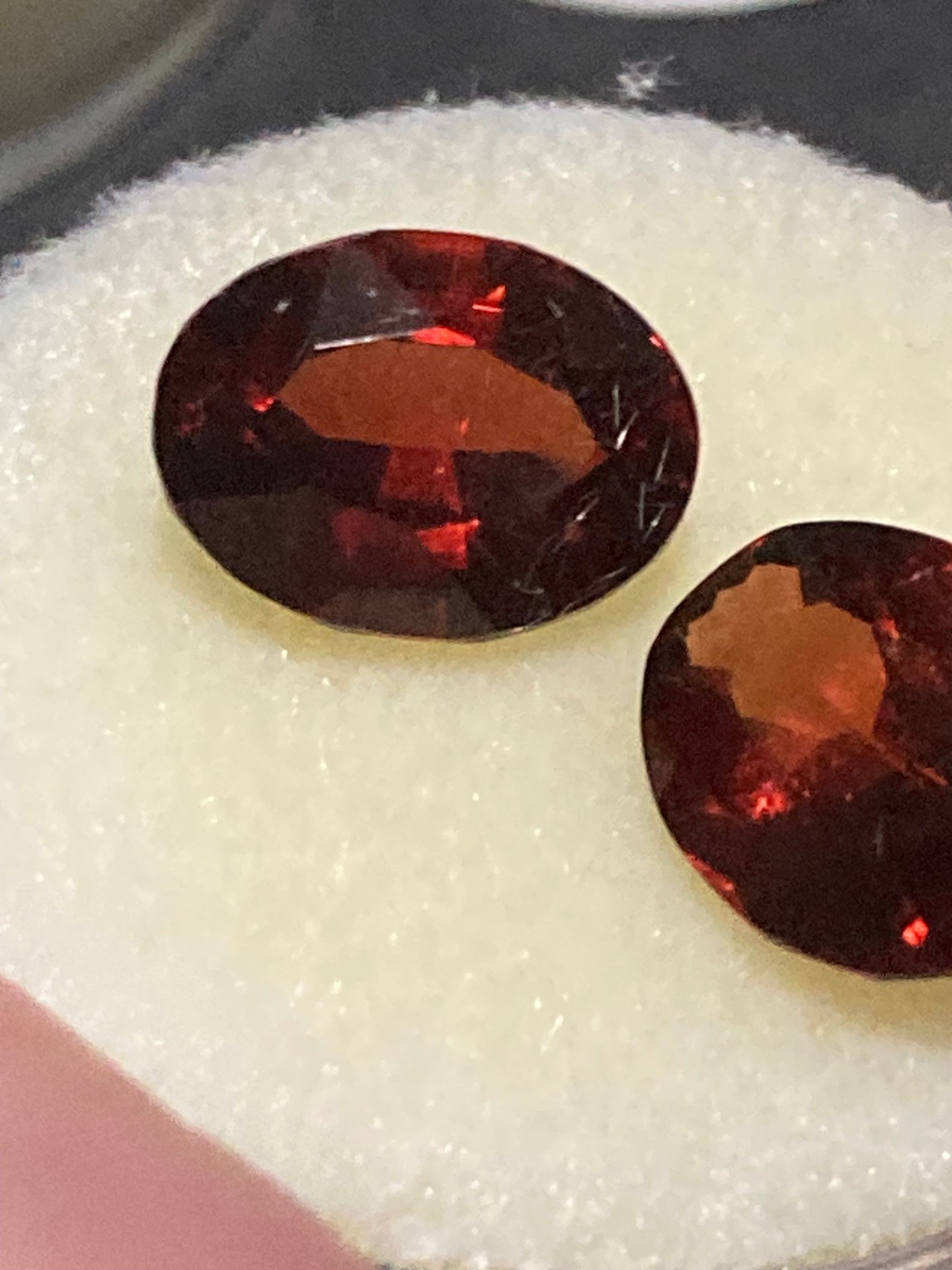 Garnet-Rhodolite-Pigeon Blood  Red / PAIR