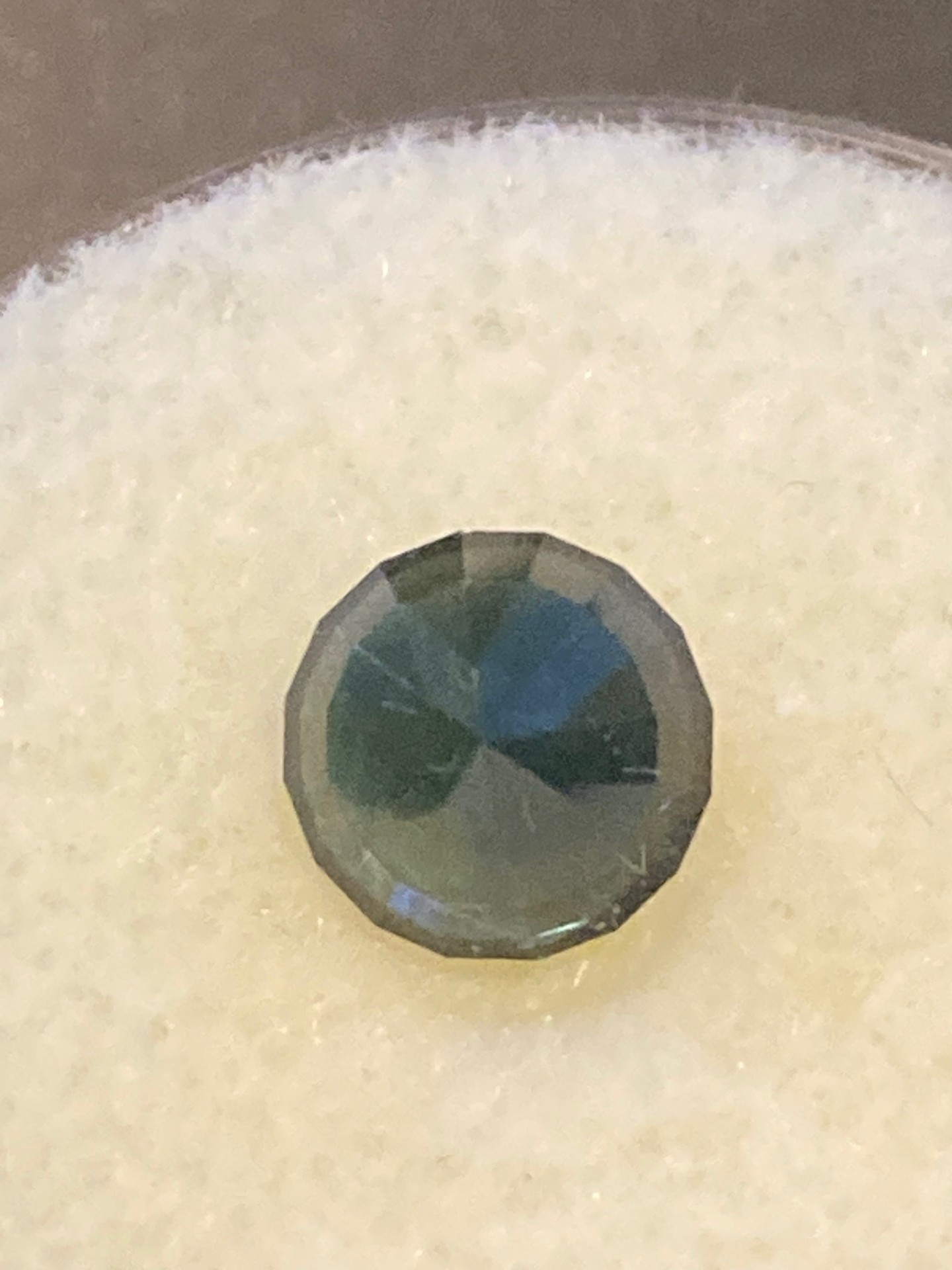 Sapphire - Green with blue flash