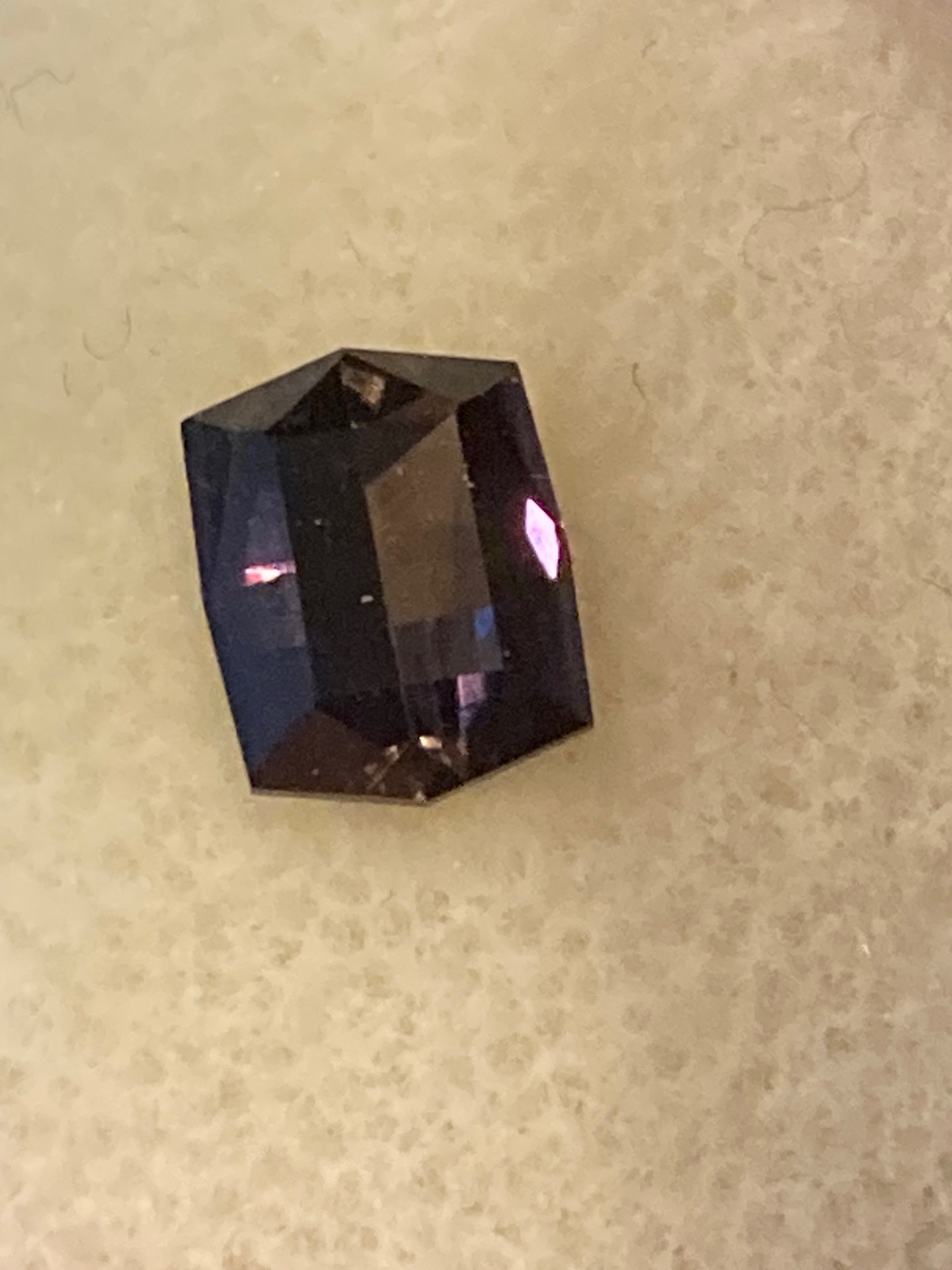 Alexandrite (Purple to Green)