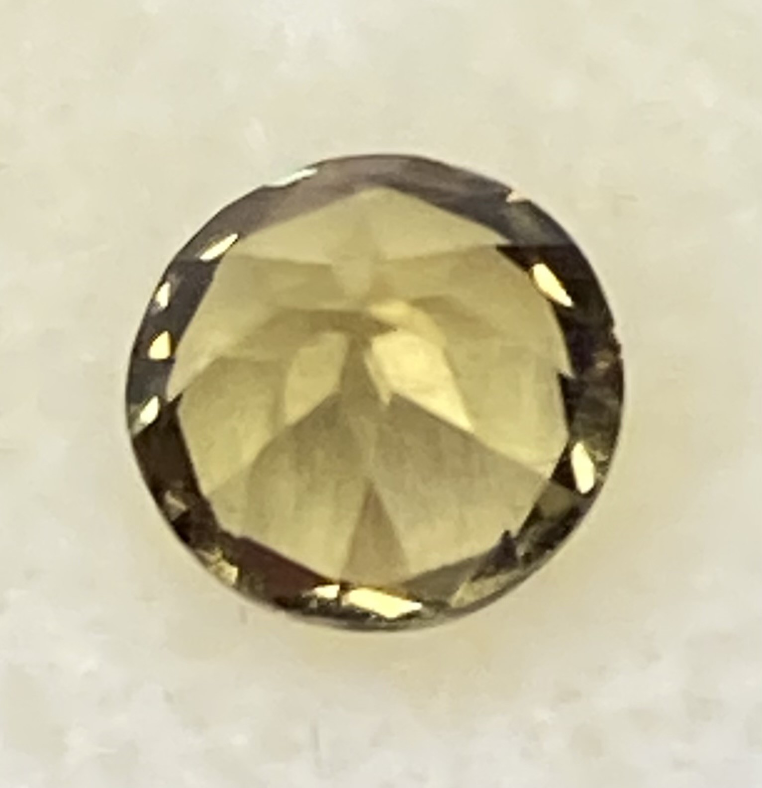 Garnet-"Mali" -Golden with yellow flash