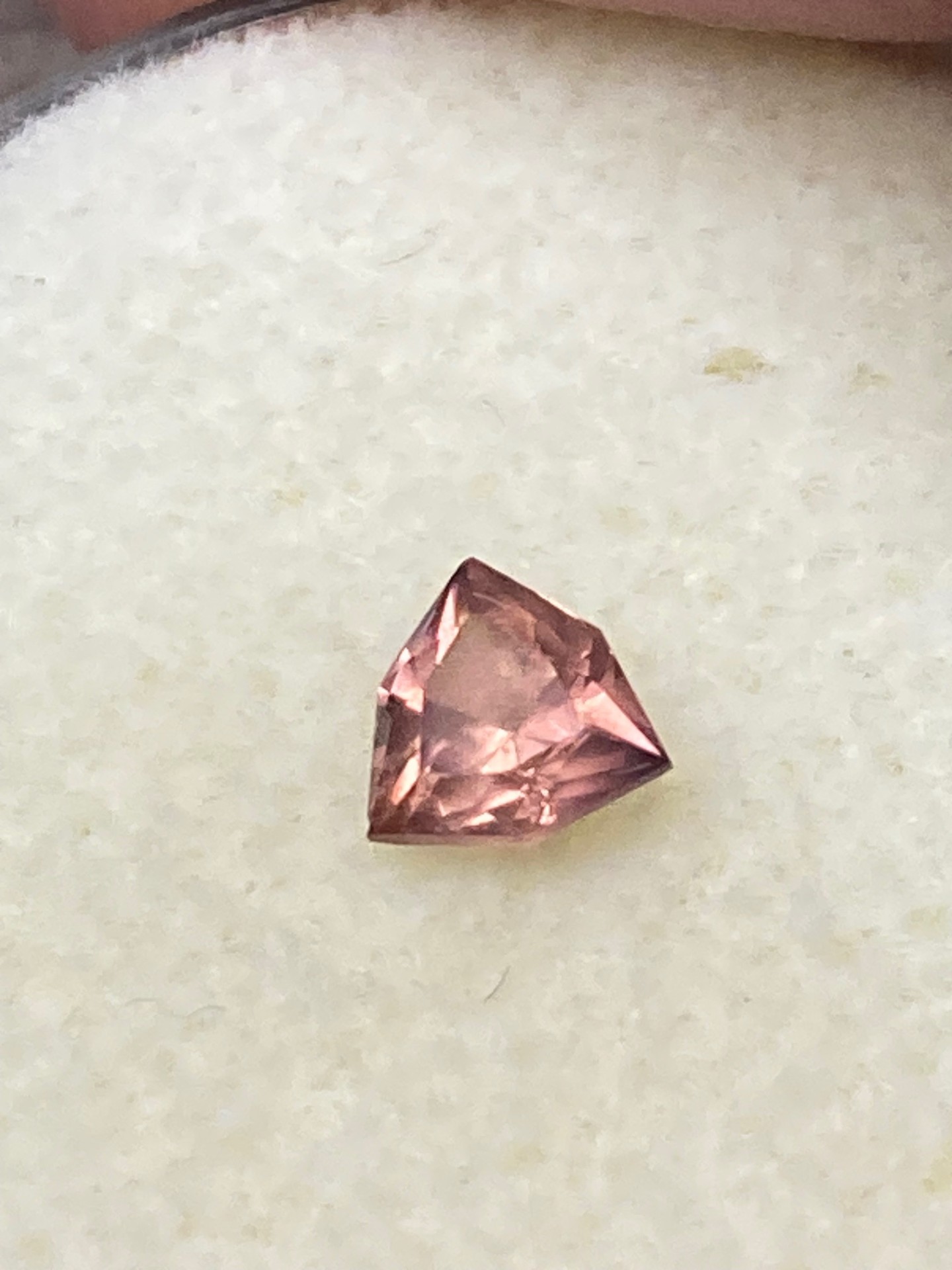 Sapphire Natural orange-pink