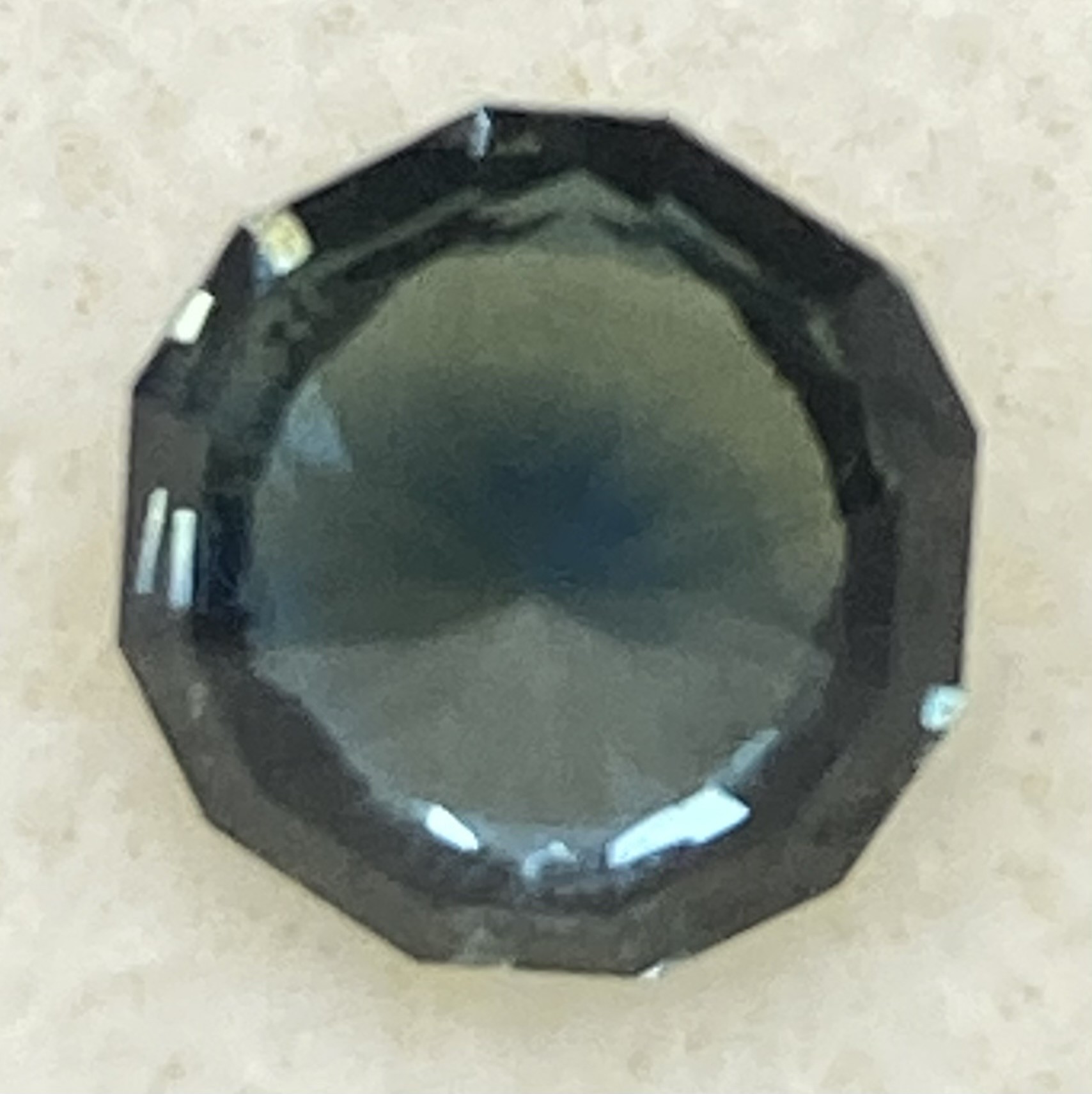 Sapphire - Natural London Blue strong flash