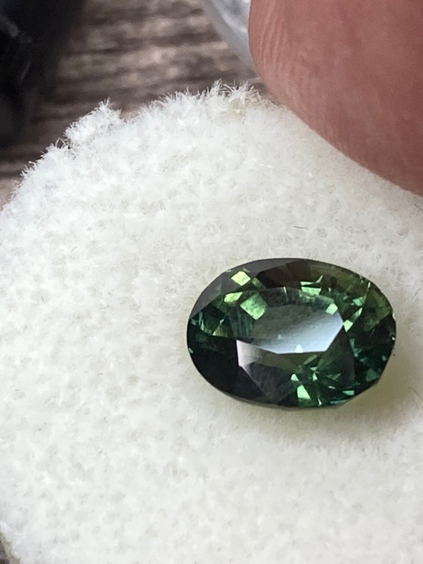 Sapphire -Natural Green (Emerald)