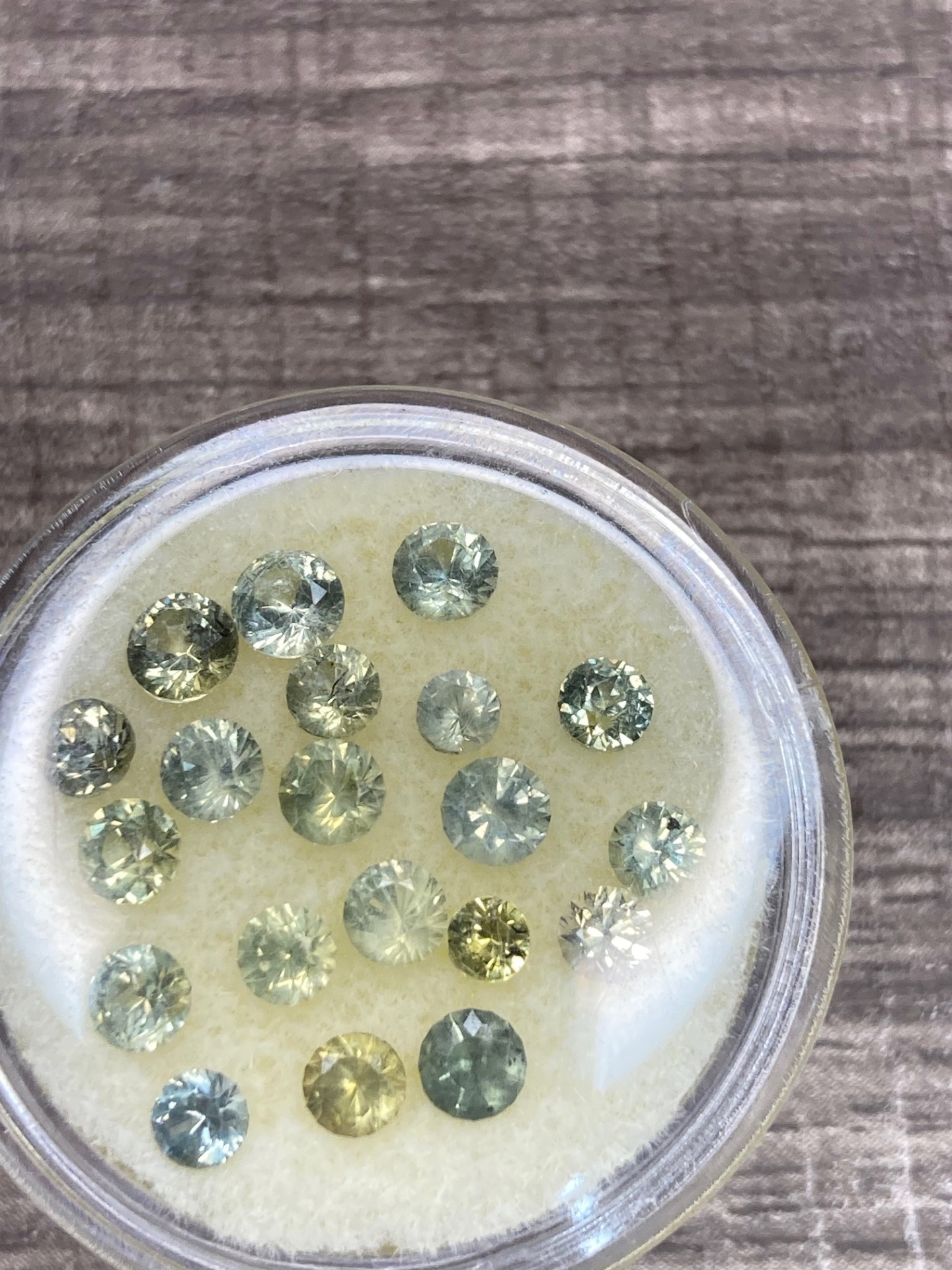 Natural Sapphires cut as tennis bracelet or accent stones