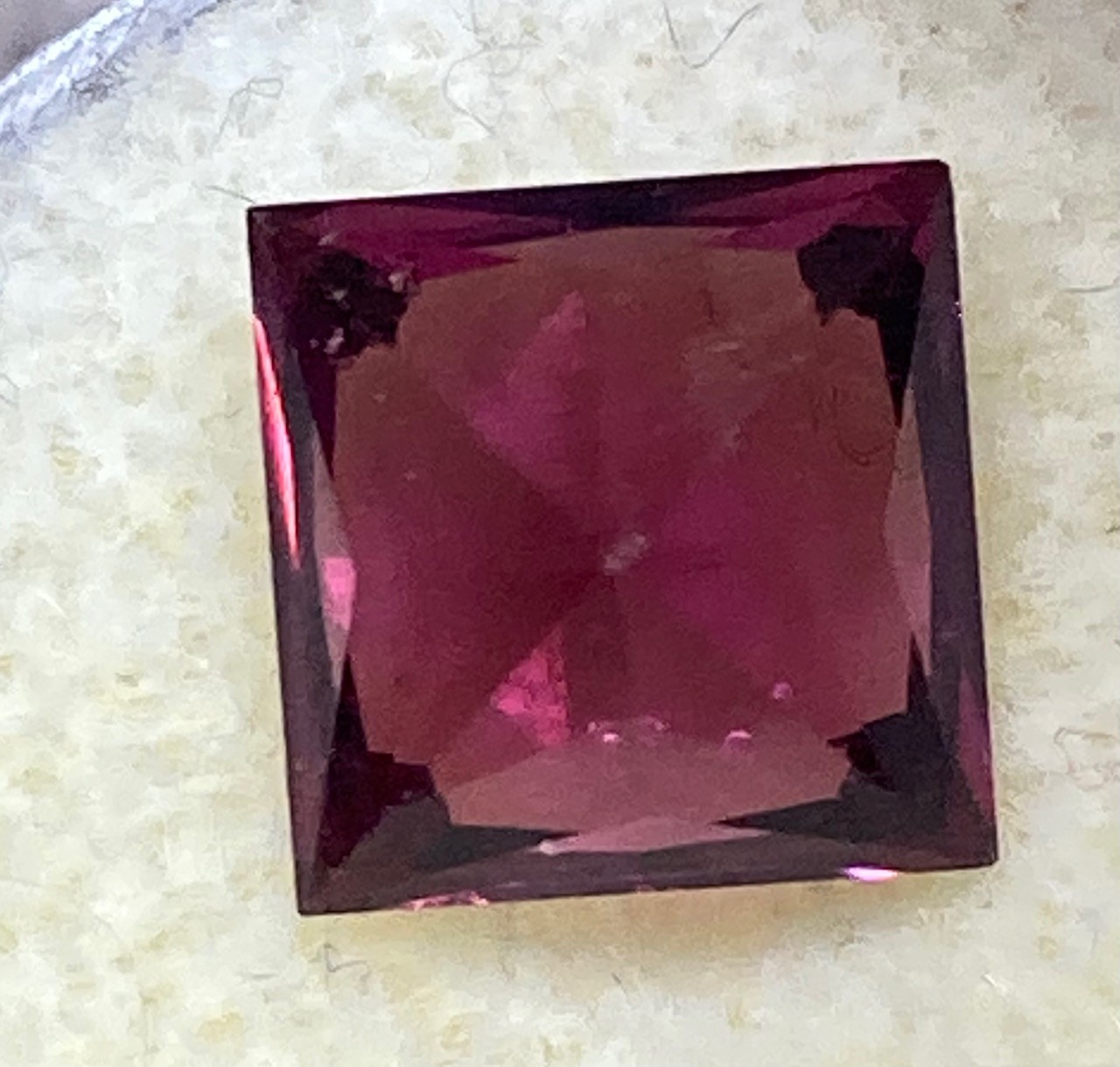 Garnet (Rhodolite)