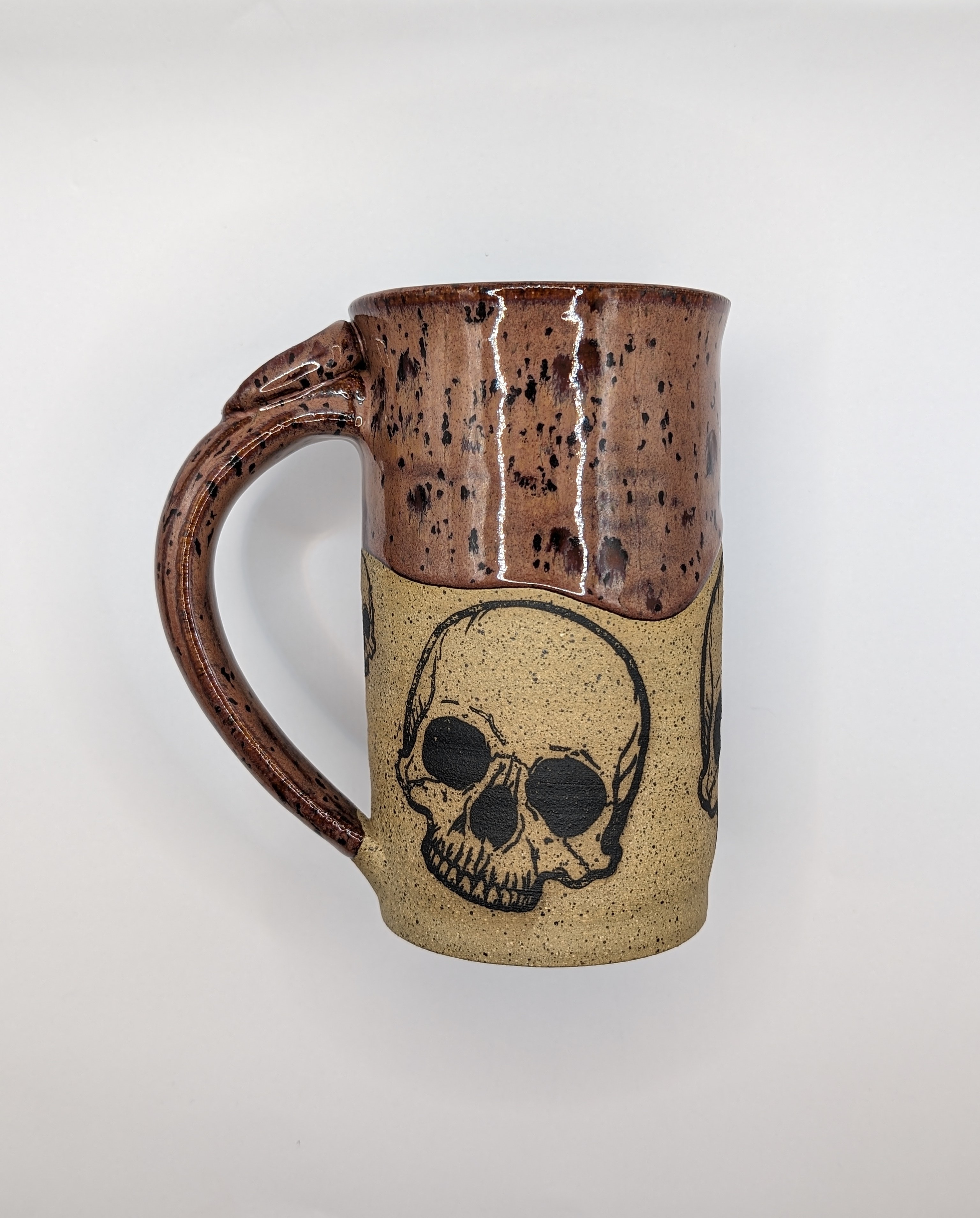 Skull mug • 20oz • peppered plum