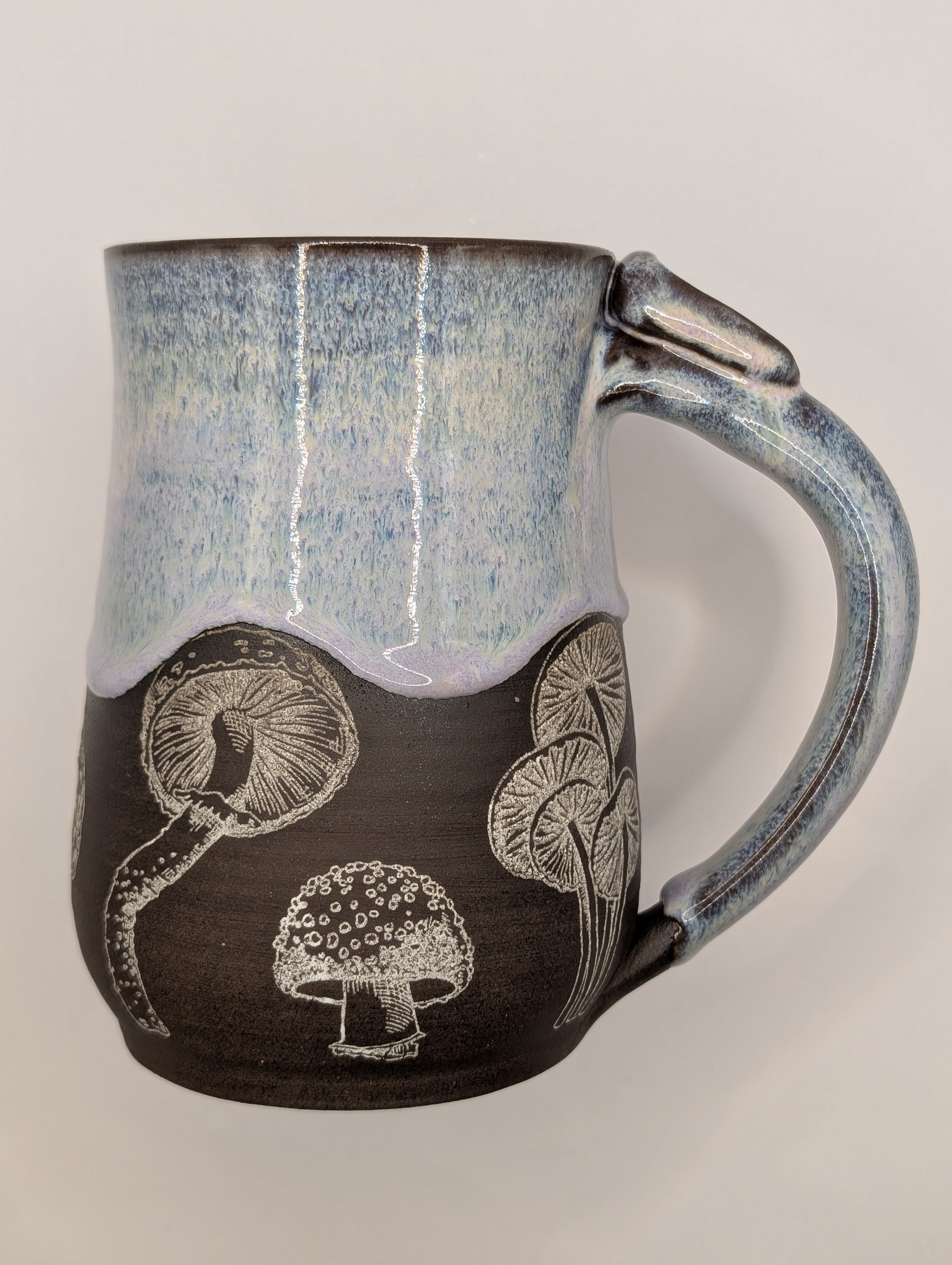 Mushroom mug • 22oz • lavender rain