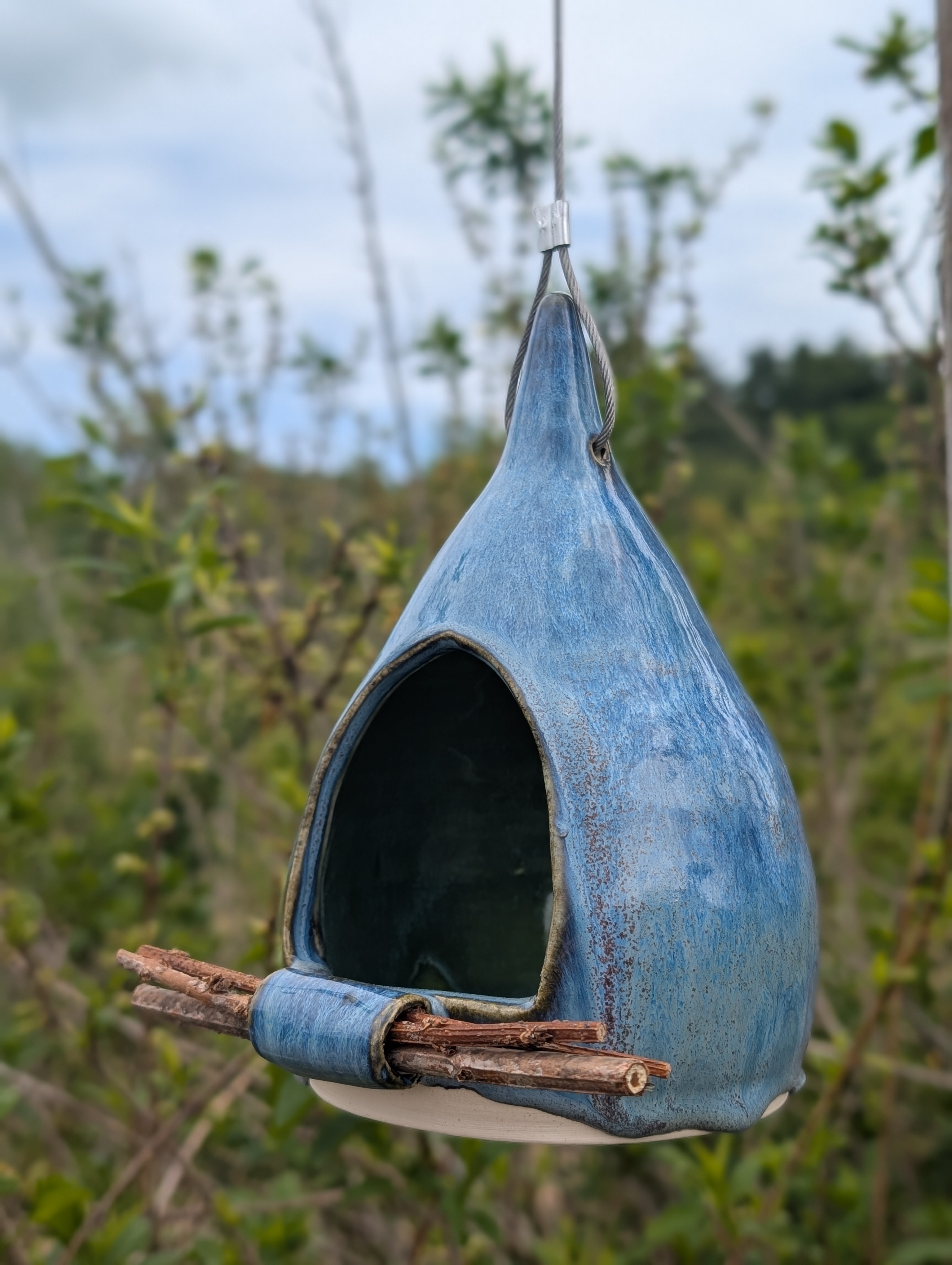 Bird feeder: blue crystal 