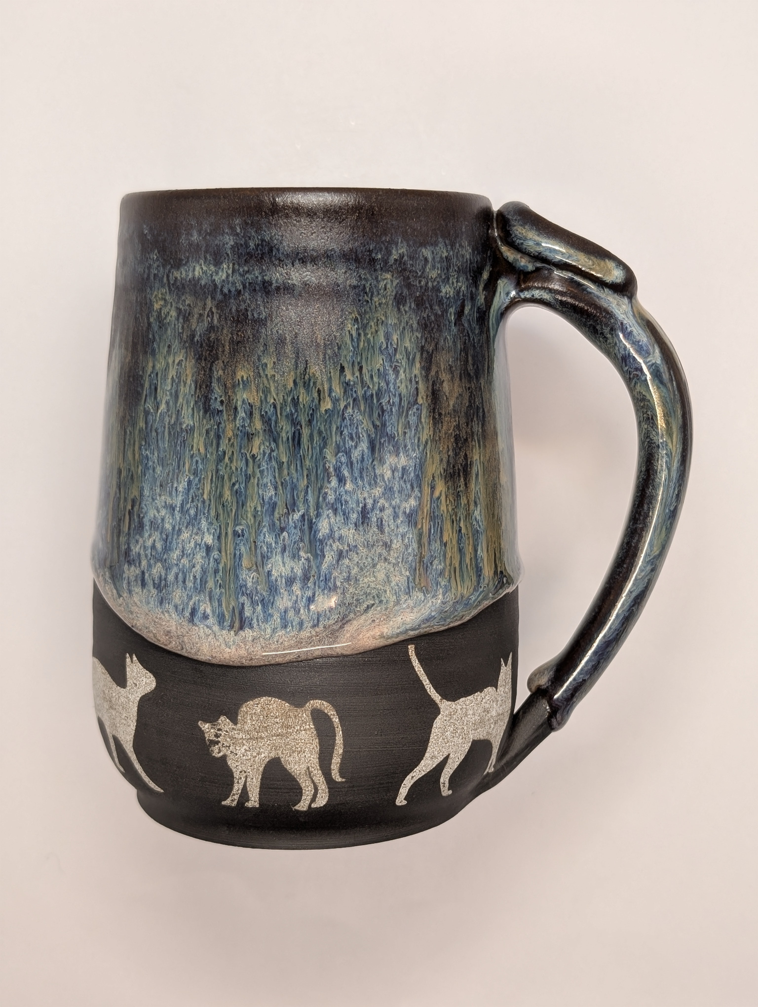 Cat mug • 20oz • copper plum