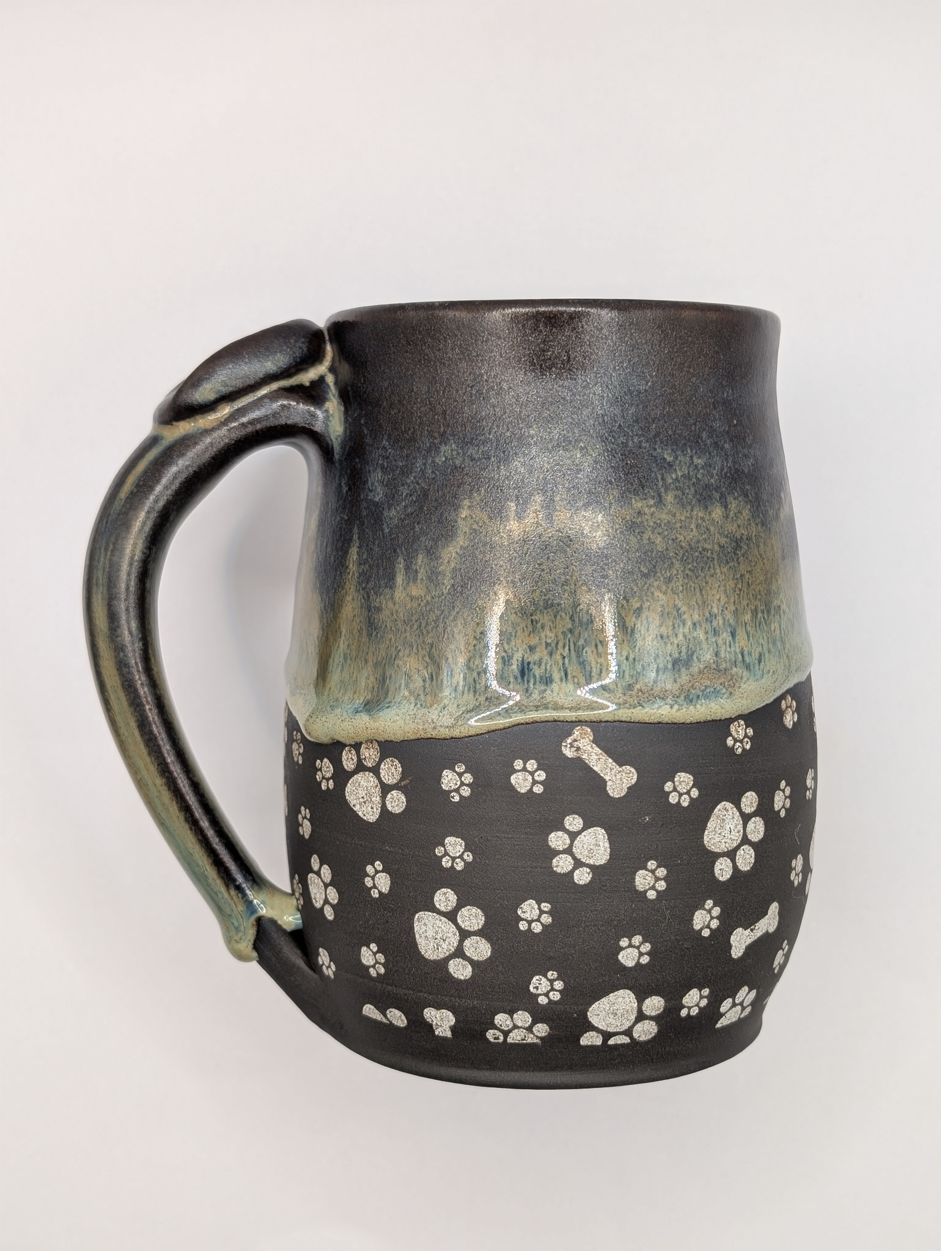 Paws & Bones mug • 20oz • bronze green 