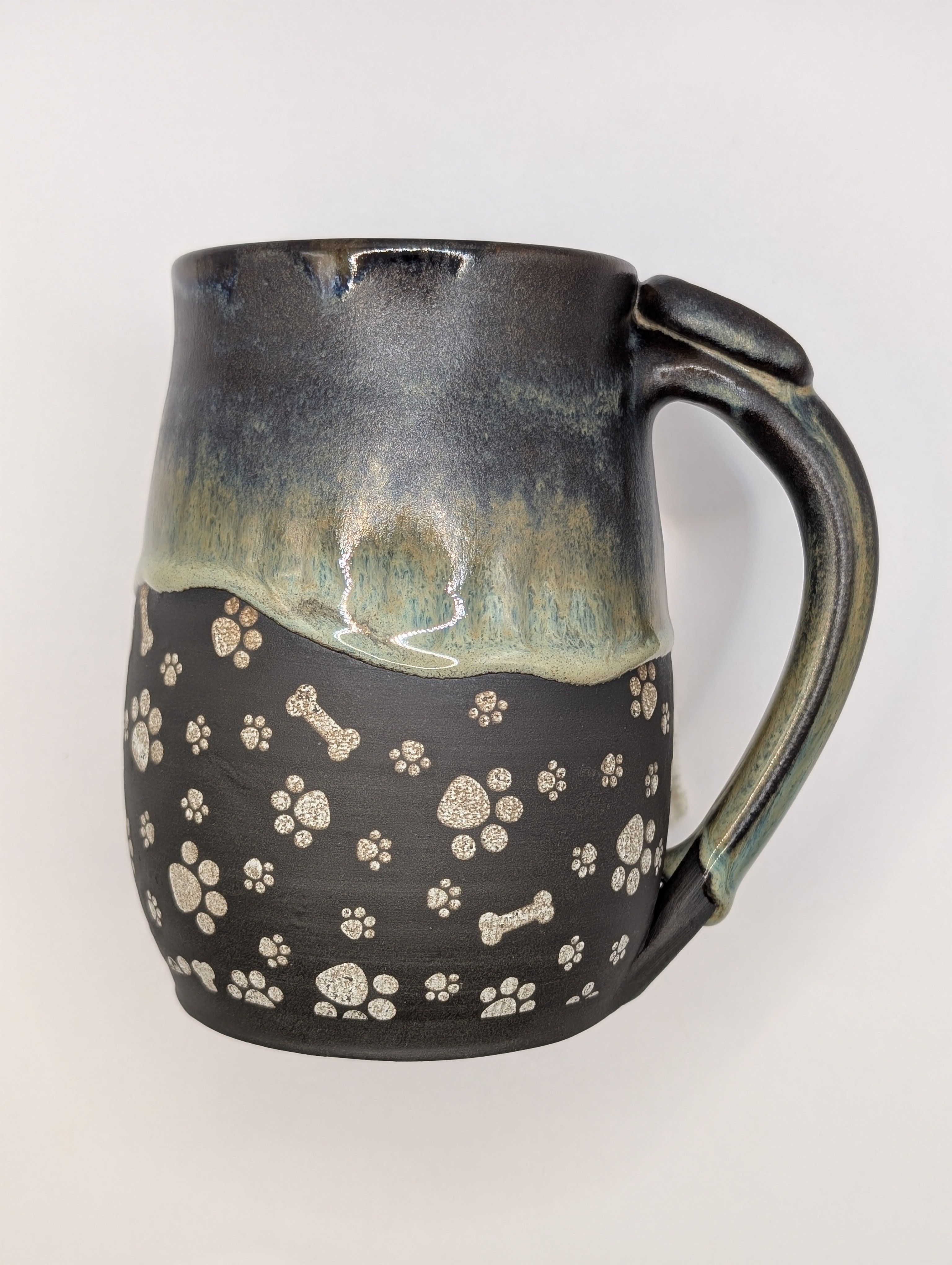 Paws & Bones mug • 20oz • bronze green 