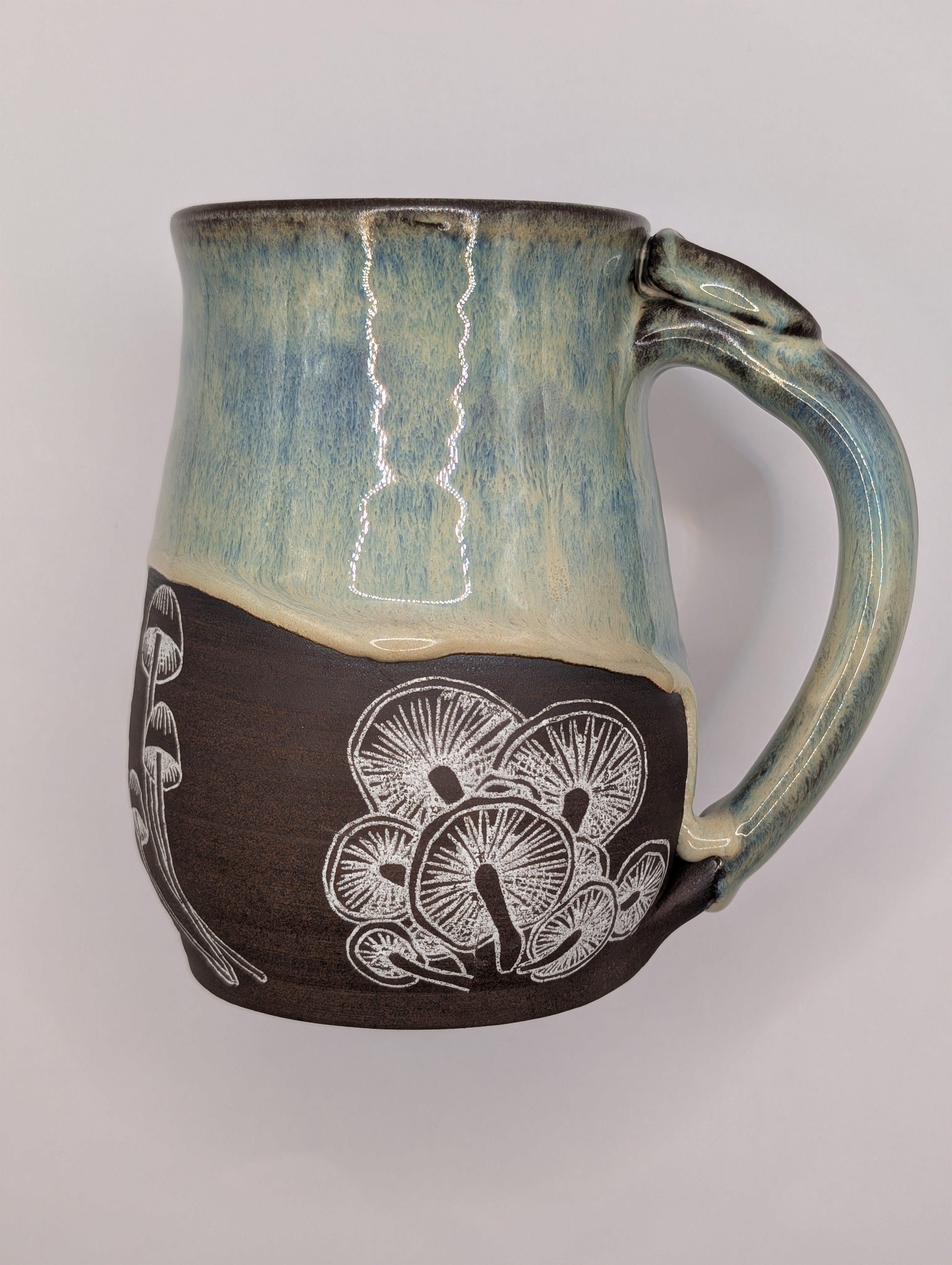 Mushroom mug • 22oz • pearlescent earth tones