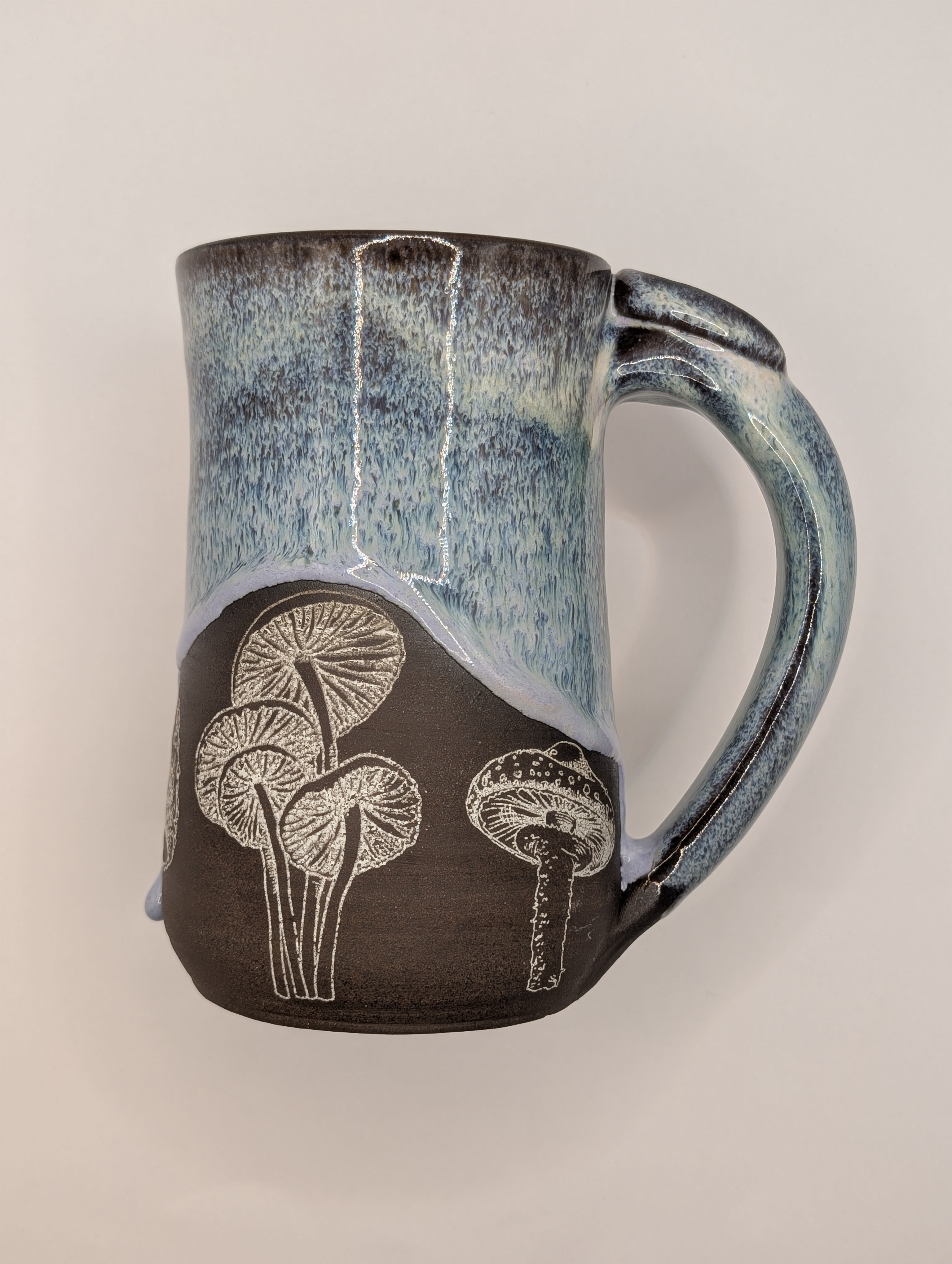 Mushroom mug • 16oz • lavender rain 