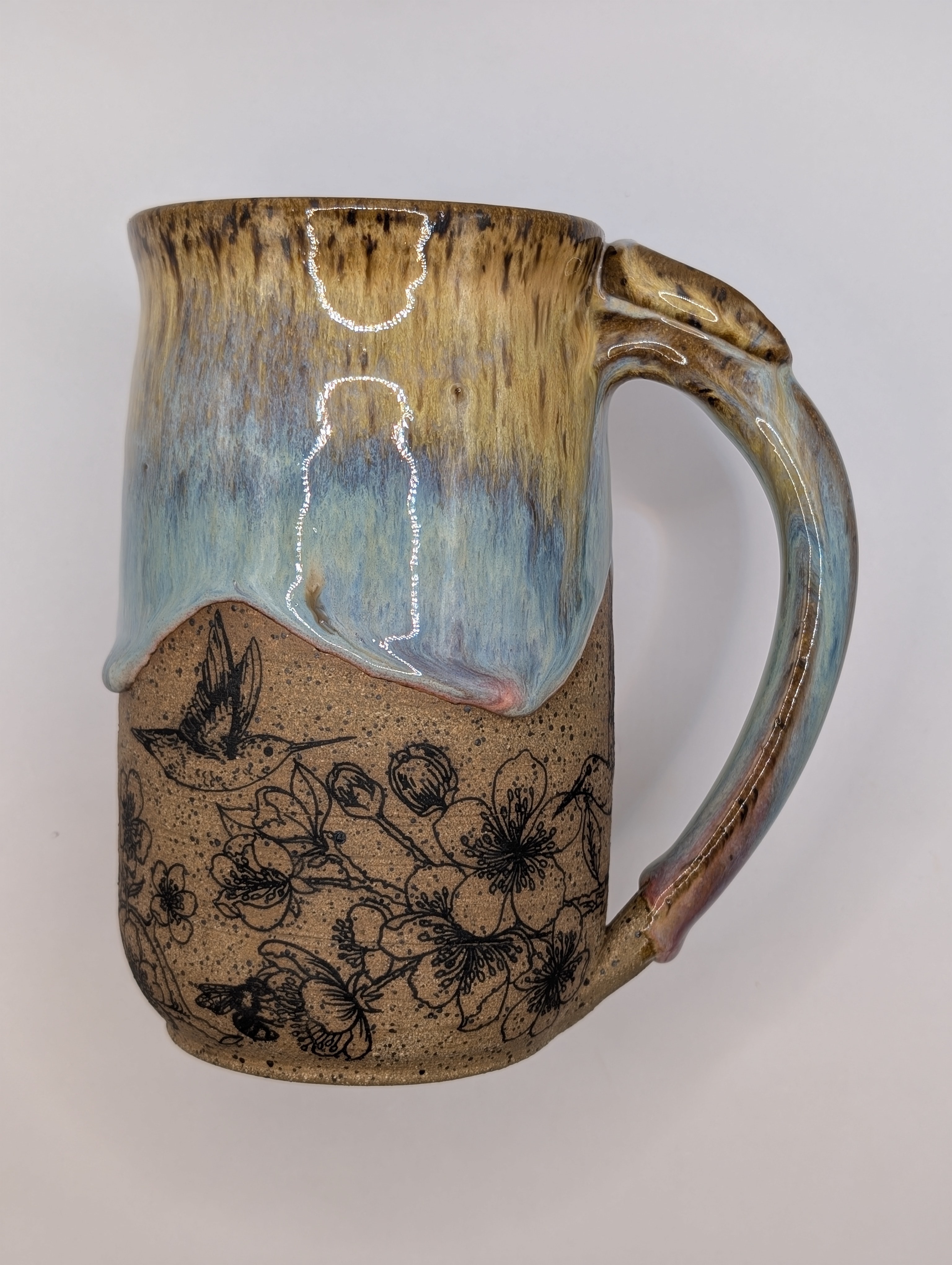 Hummingbird mug • 20oz • pastel rainbow 