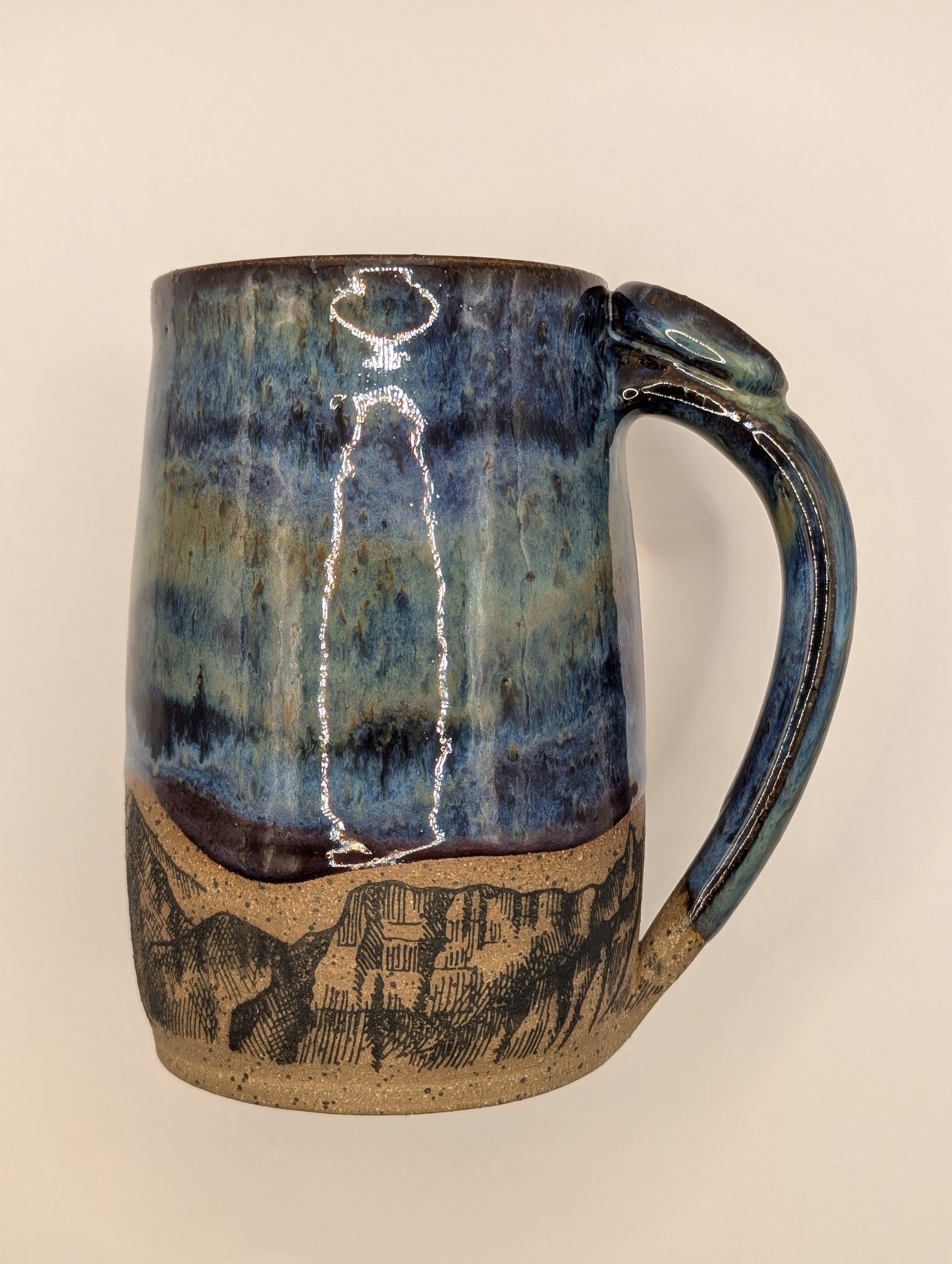 Mountain mug • 20oz • aurora borealis 