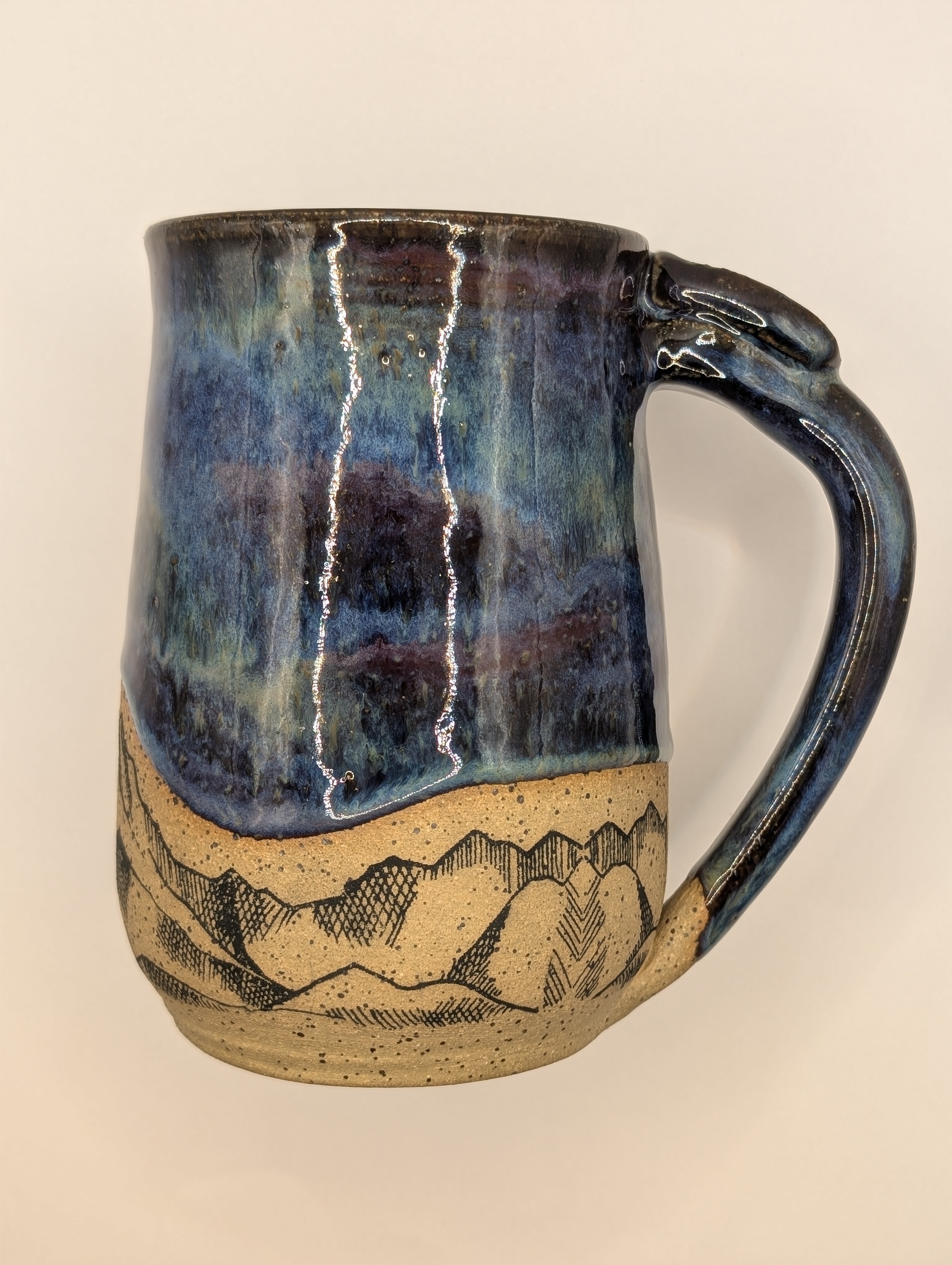 Mountain mug • 22oz • aurora borealis 