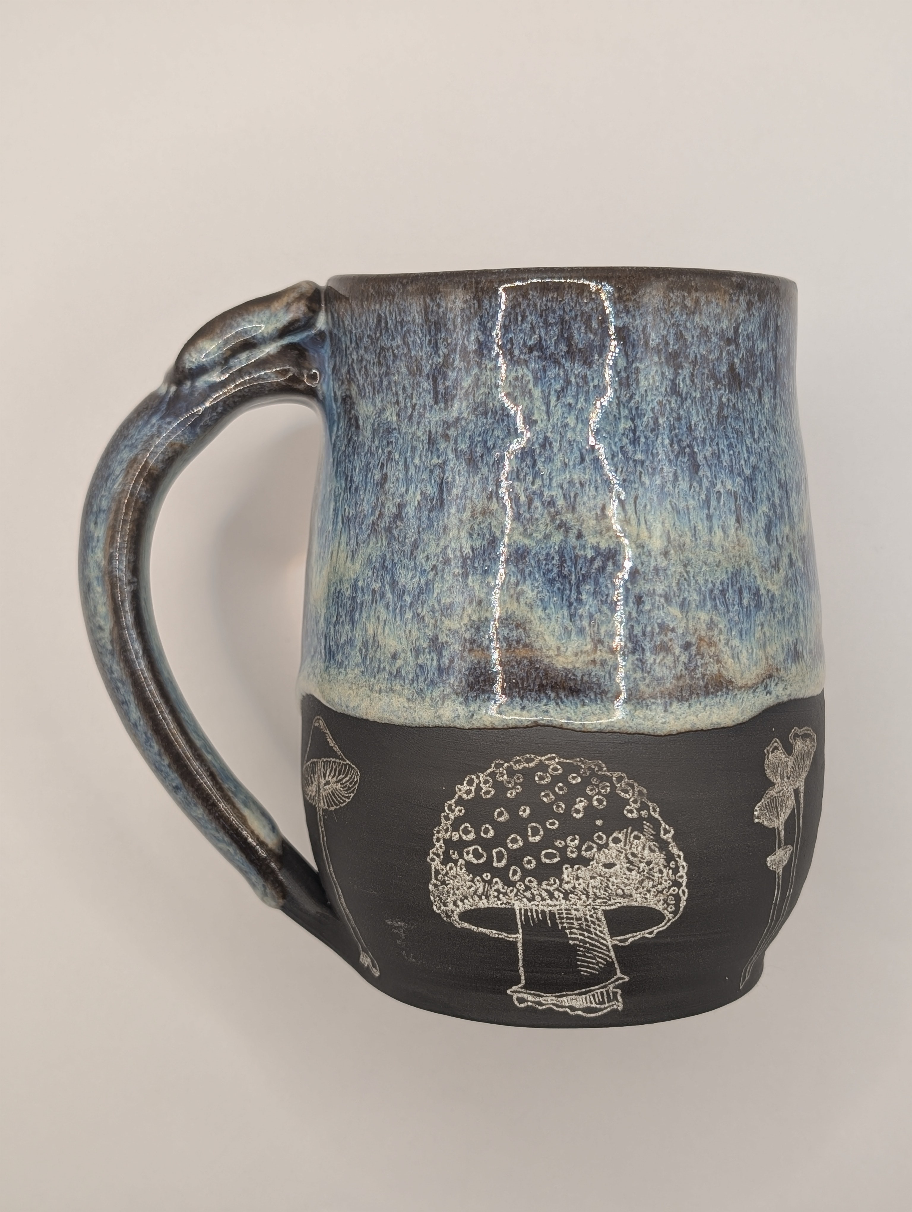 Mushroom mug • 20oz • blue dream