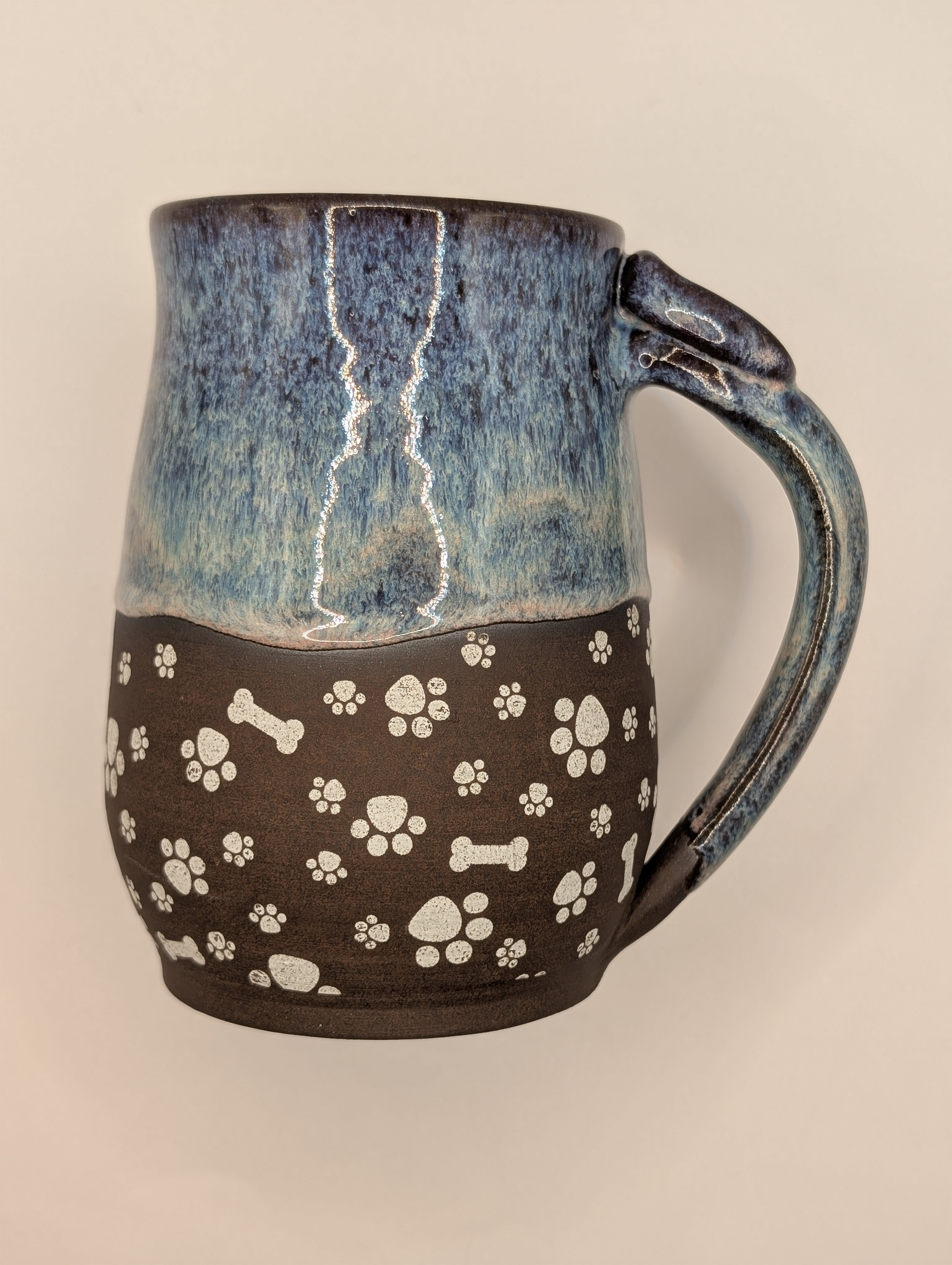 Paws & Bones mug • 22oz •purple blues 