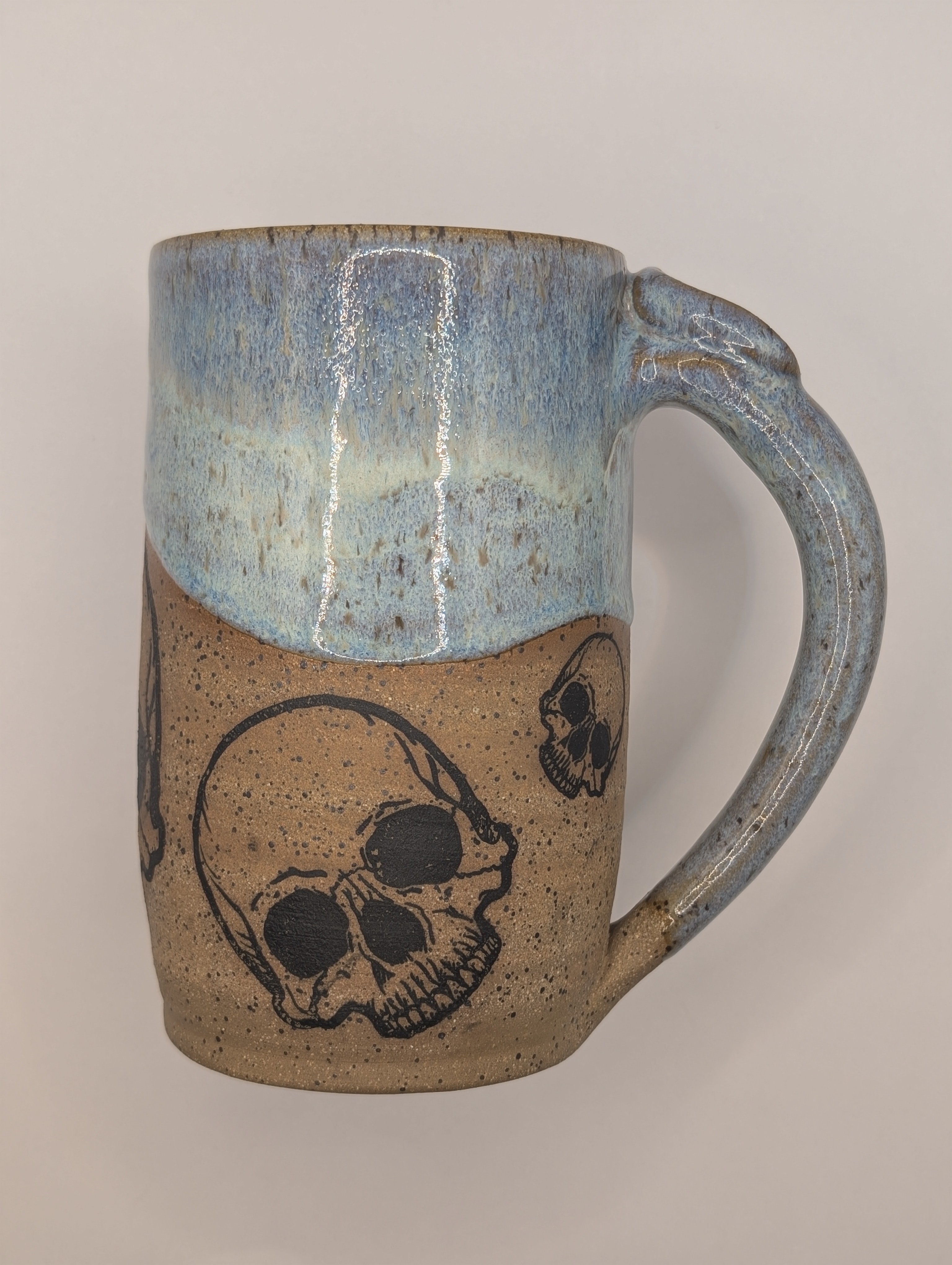 Skull mug • 22oz • powder blue 
