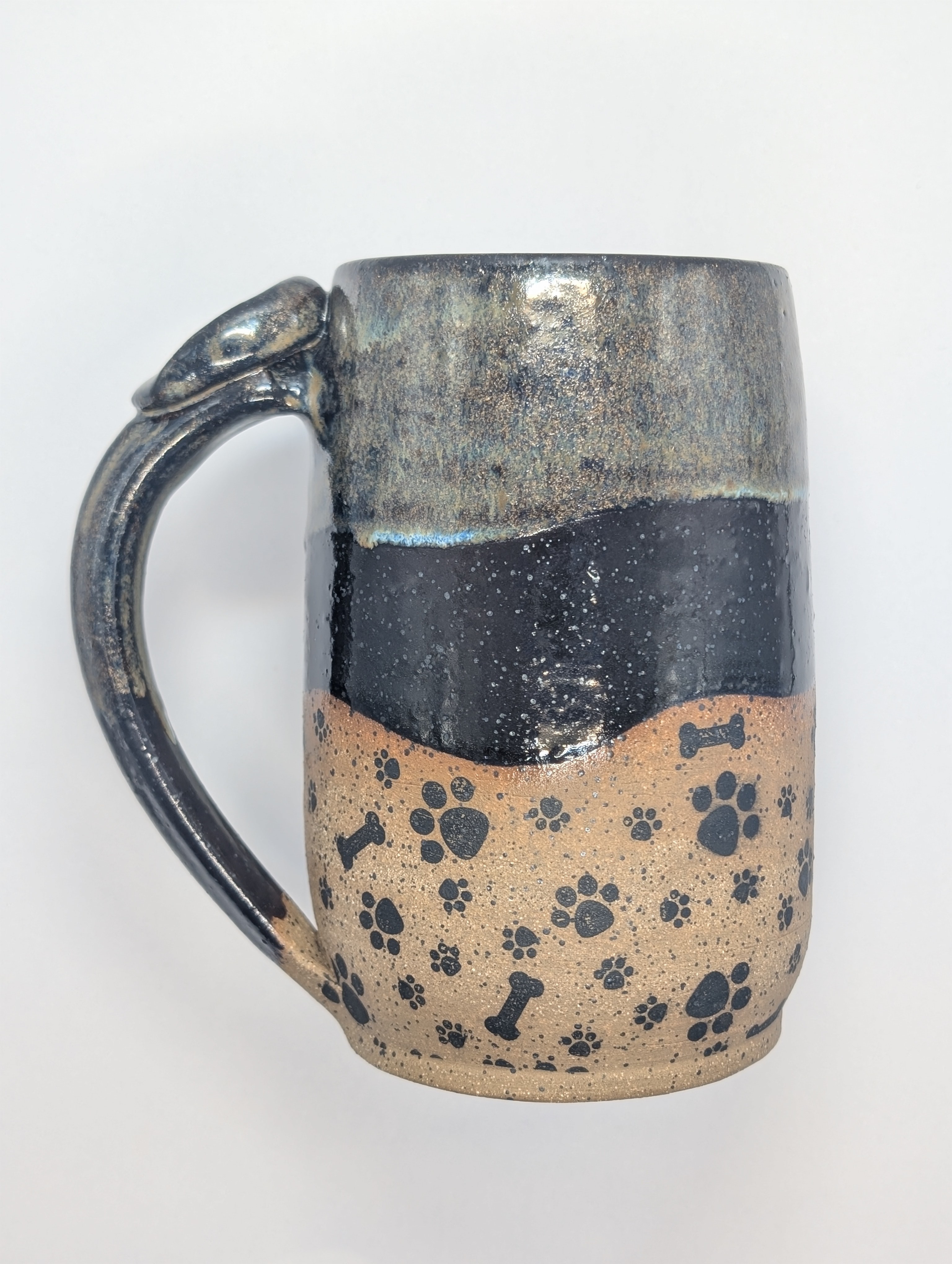 Paws & Bones mug • 22oz • black skies