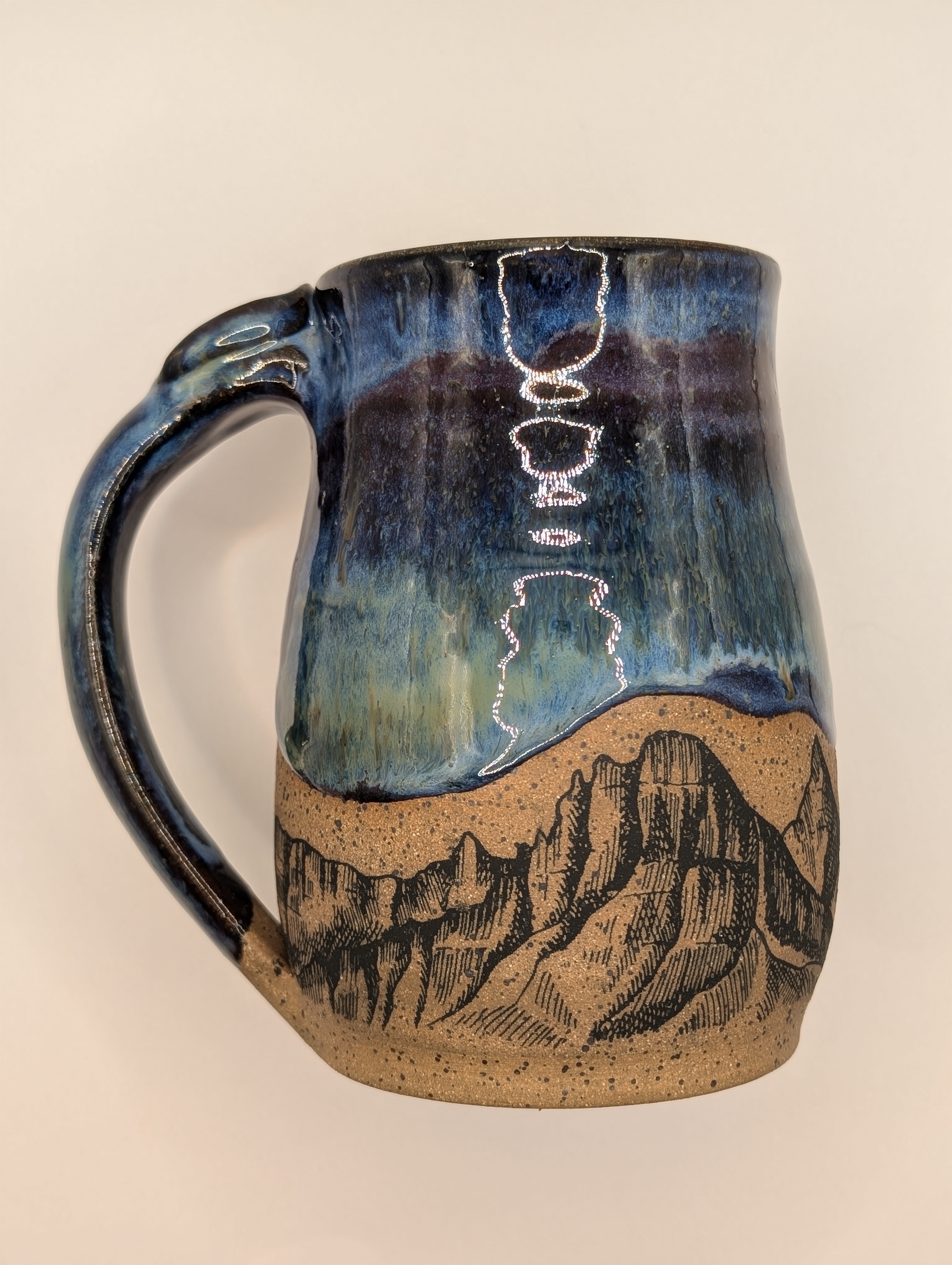 Mountain mug • 24oz • aurora borealis