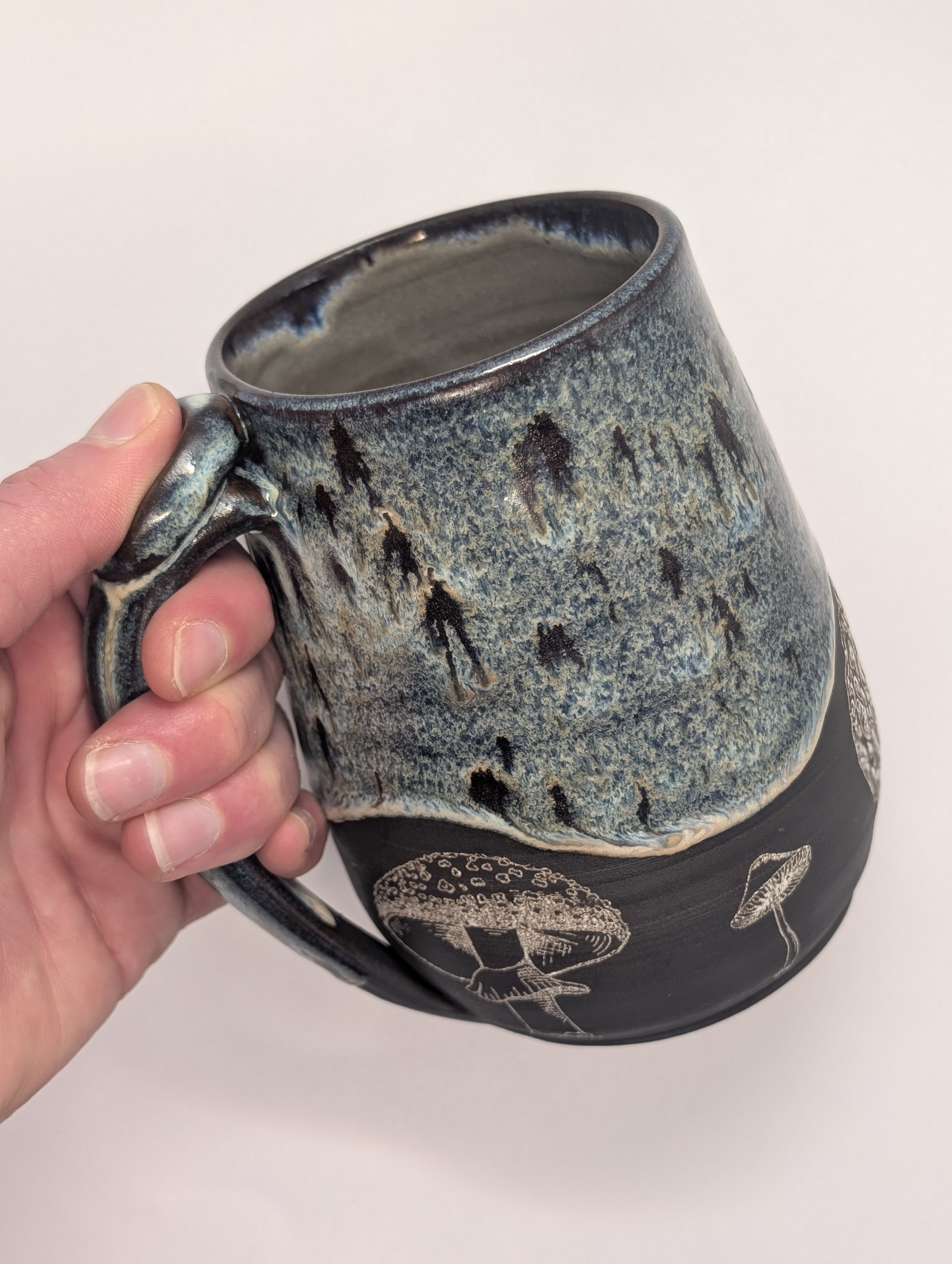 Mushroom mug • 22oz • river birch