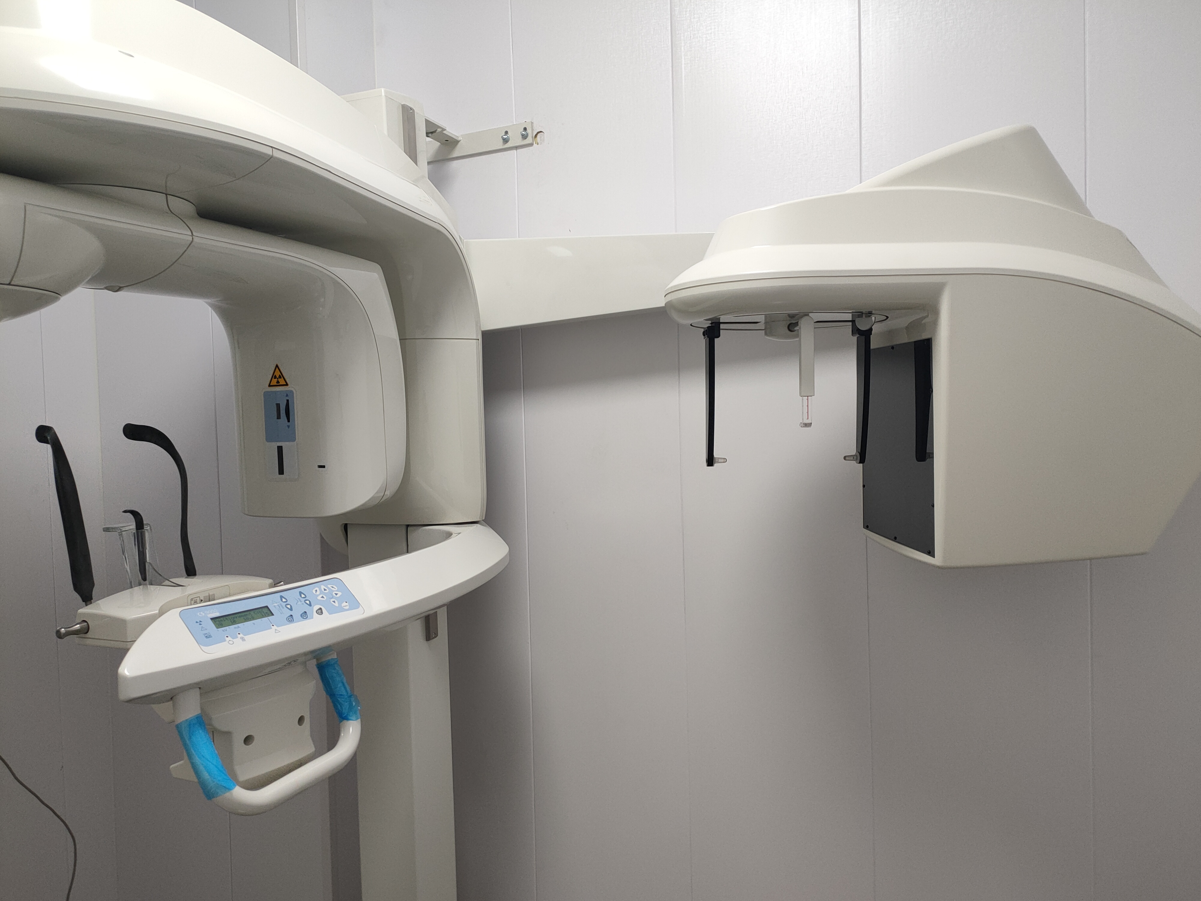 Carestream CS9000C Dental Pano+Ceph