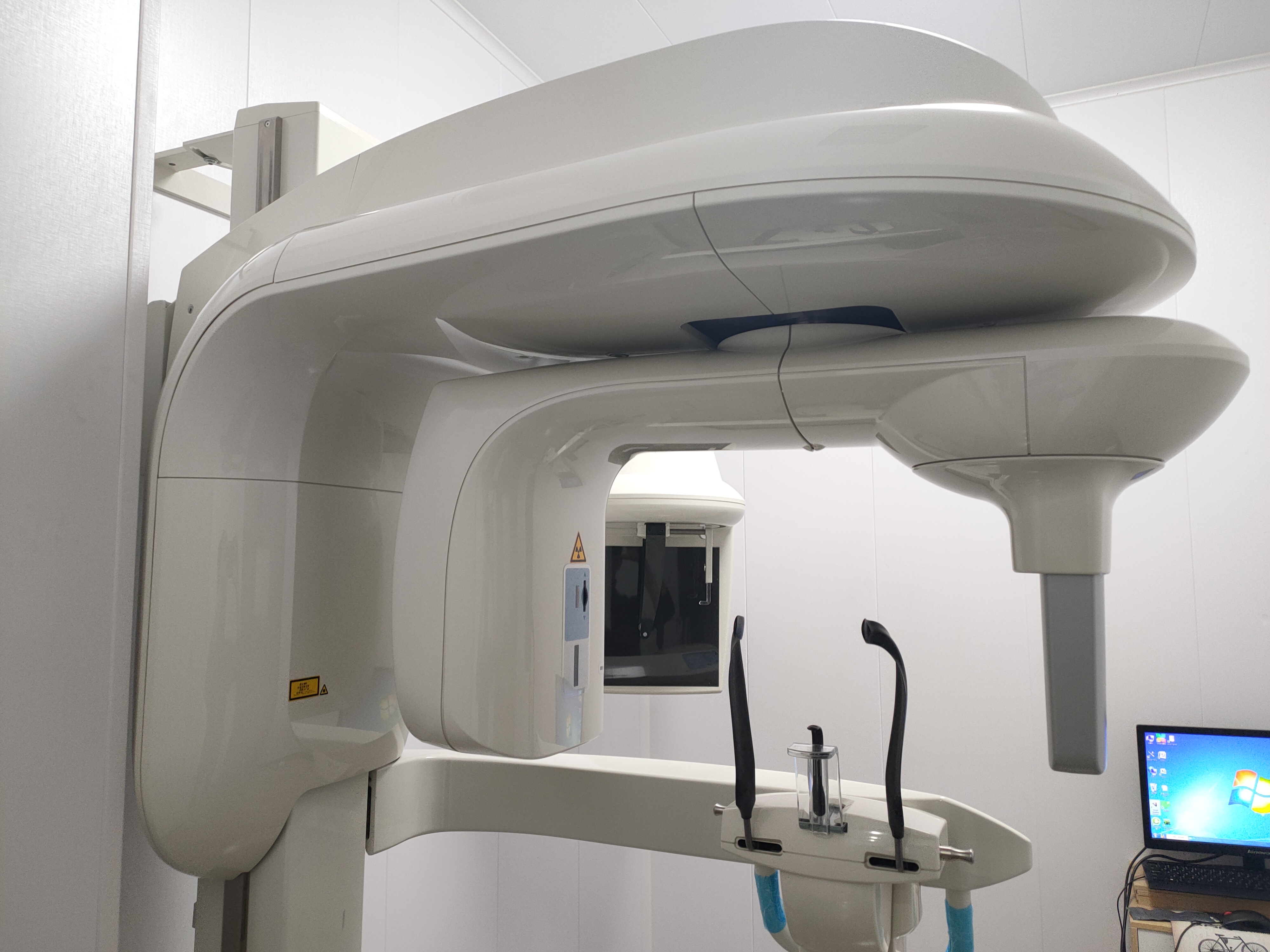 Carestream CS9000C Dental Pano+Ceph