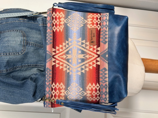 Southwestern Pattern Shoulder Bag