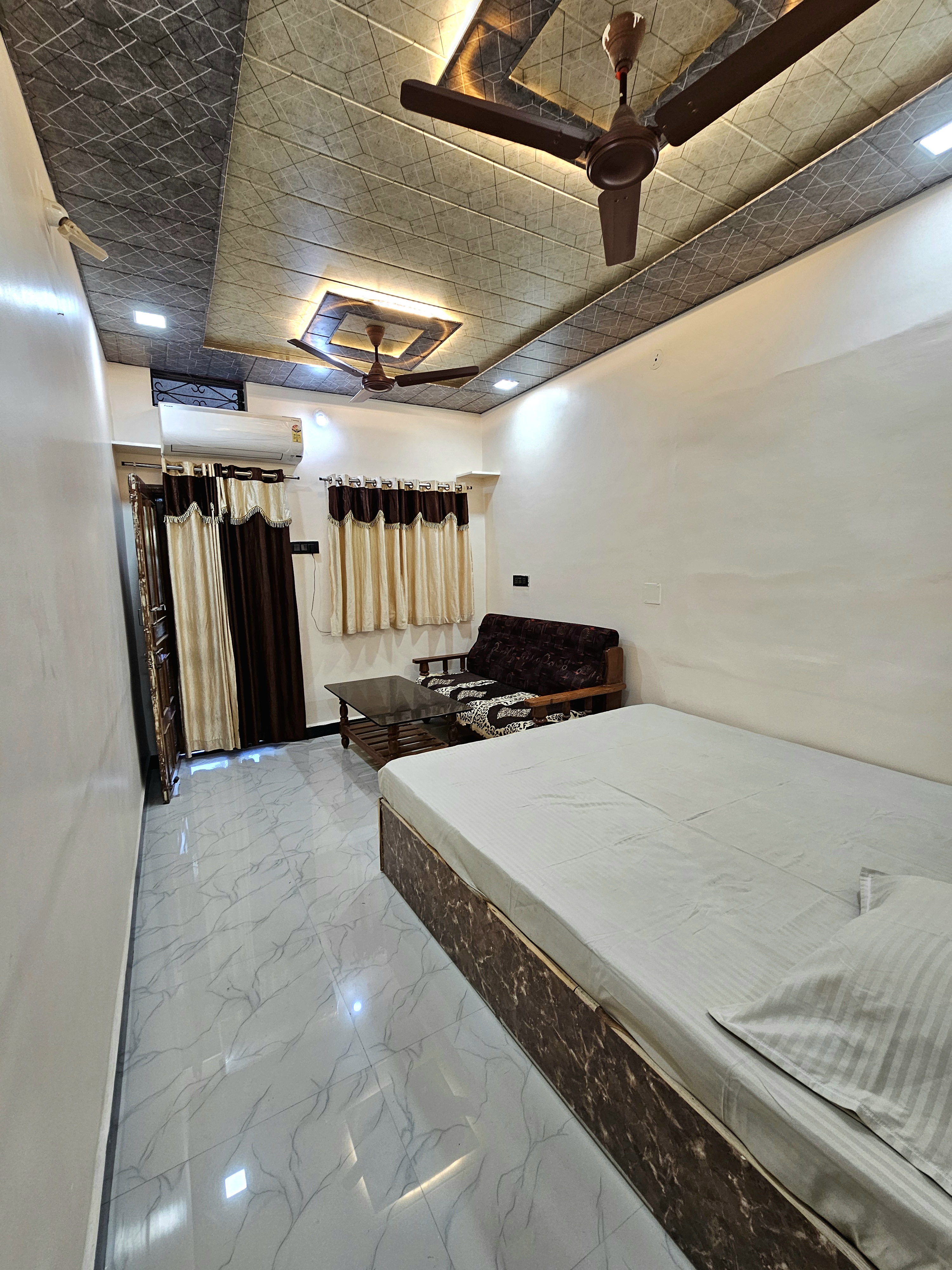 Room F1