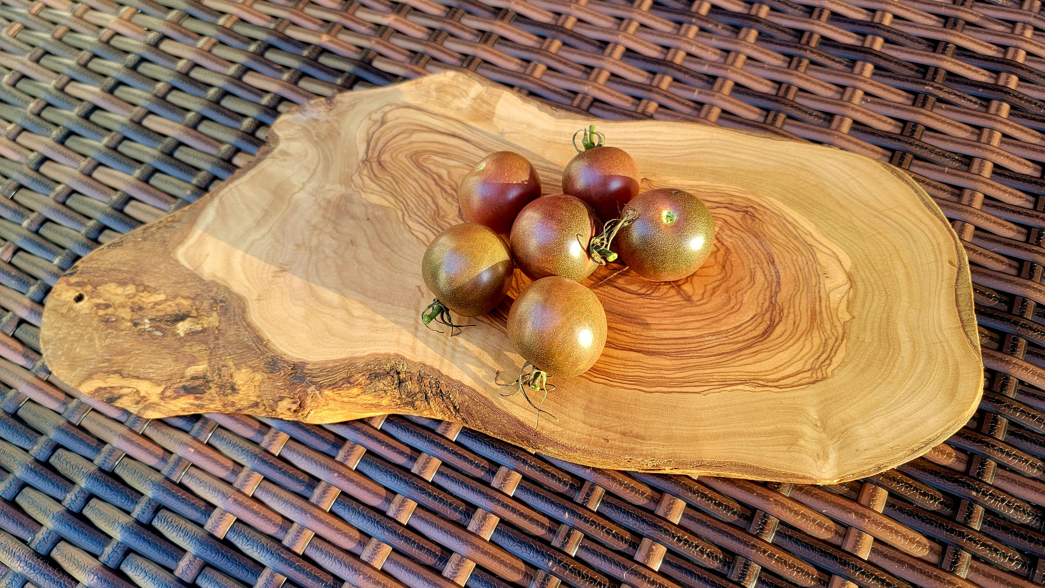 Black Cherry Tomato