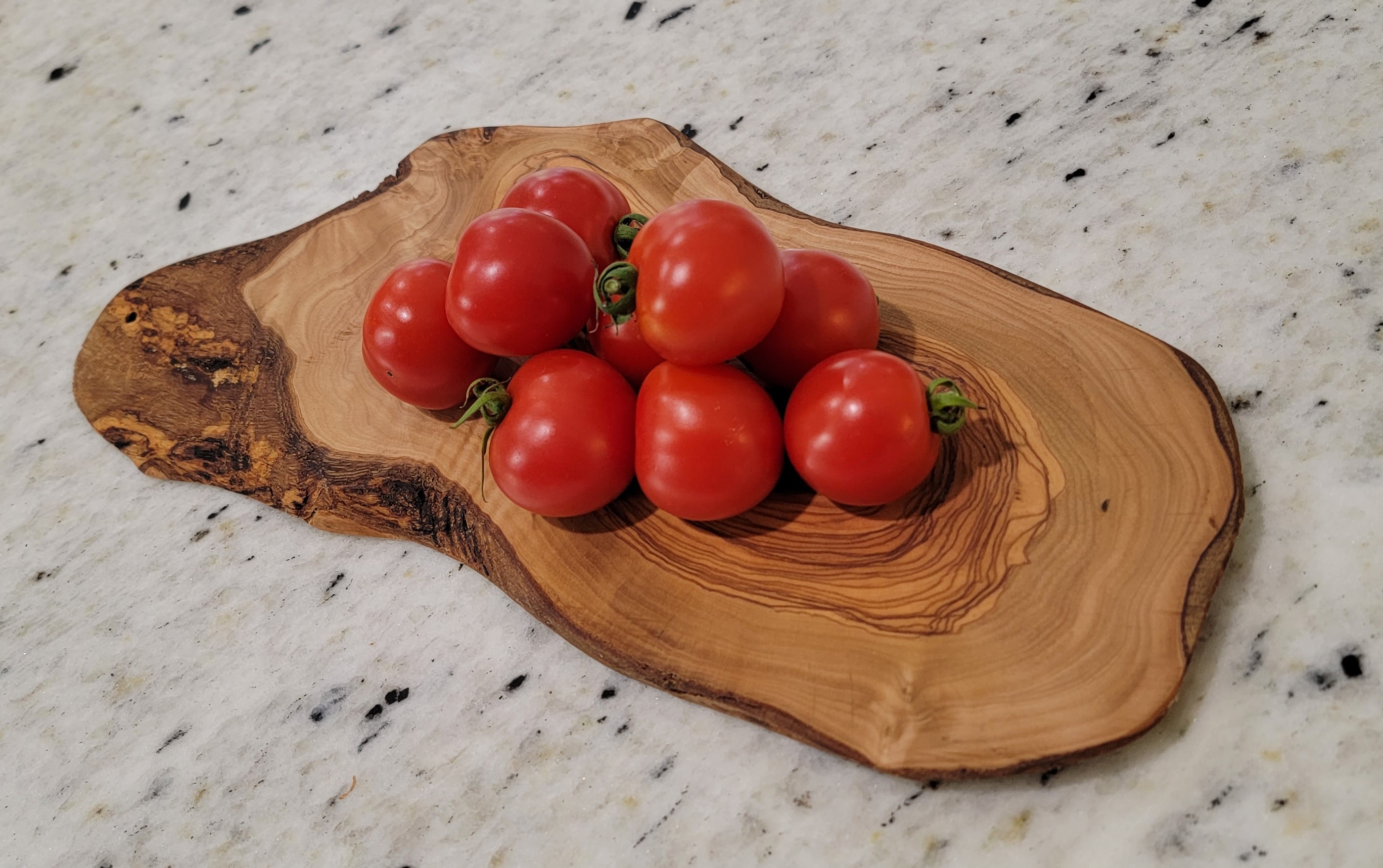 Large Cherry Tomato