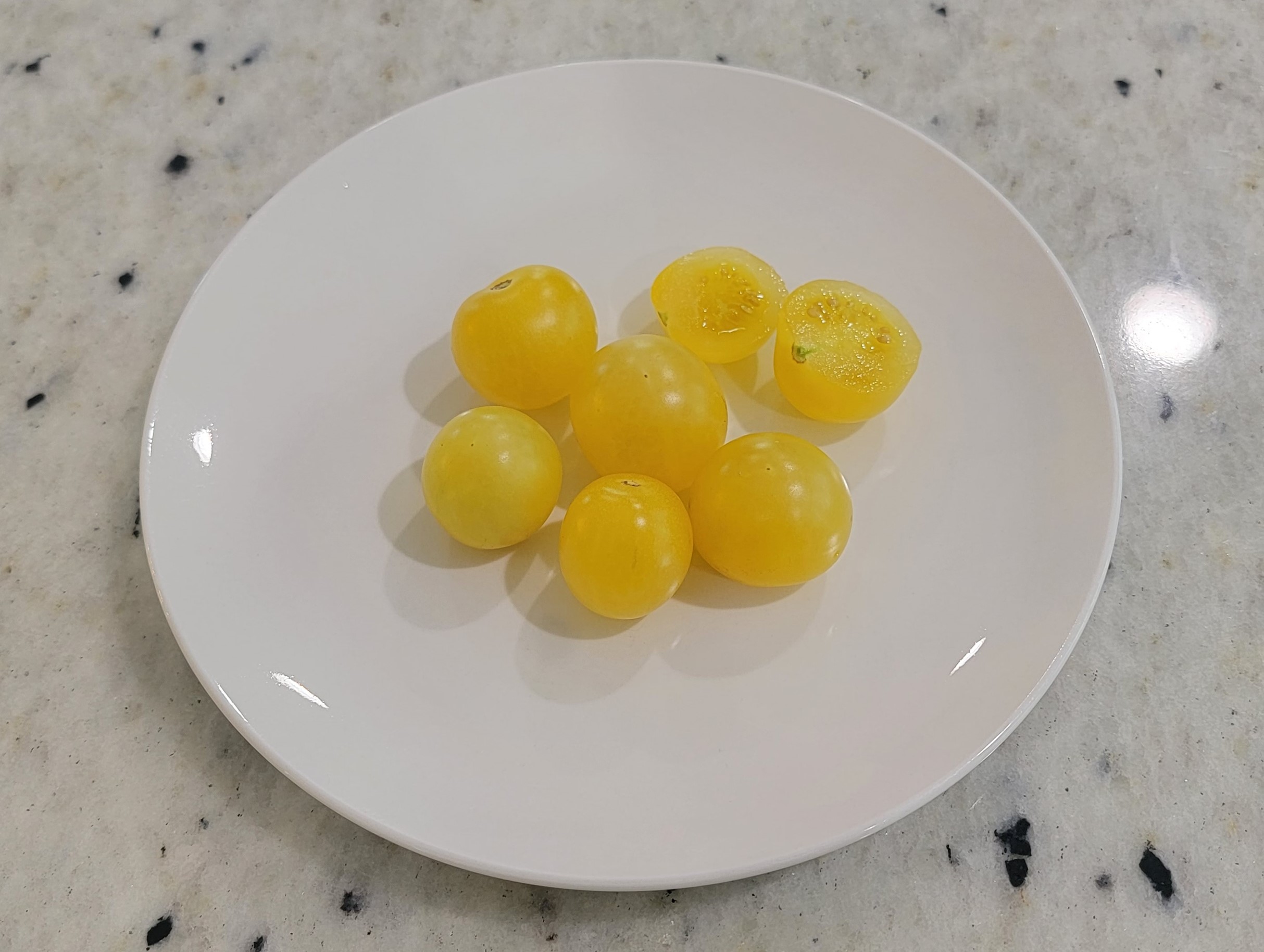 White Cherry Tomato