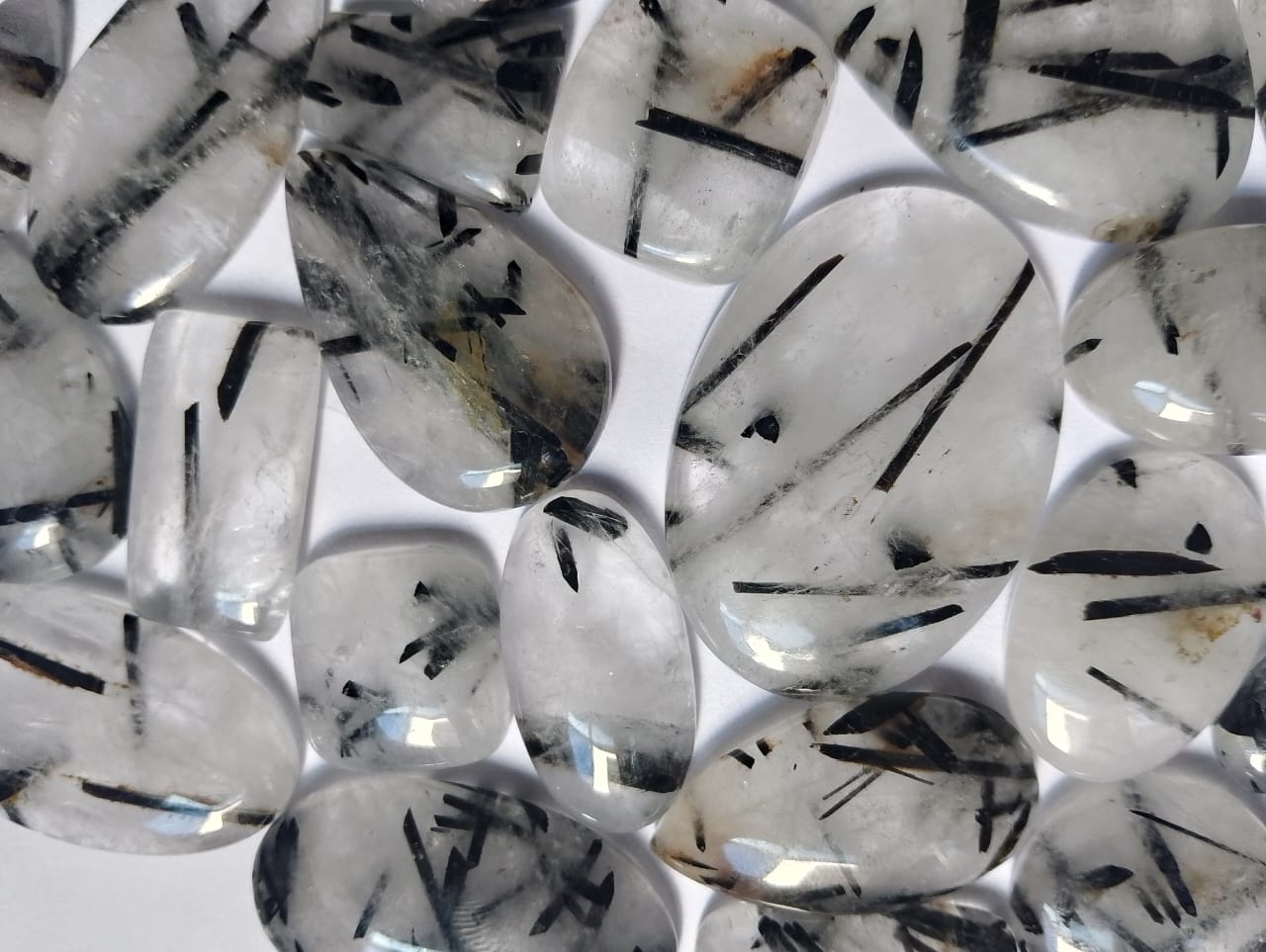 Natural Black Rutile Cabochon (Natural)