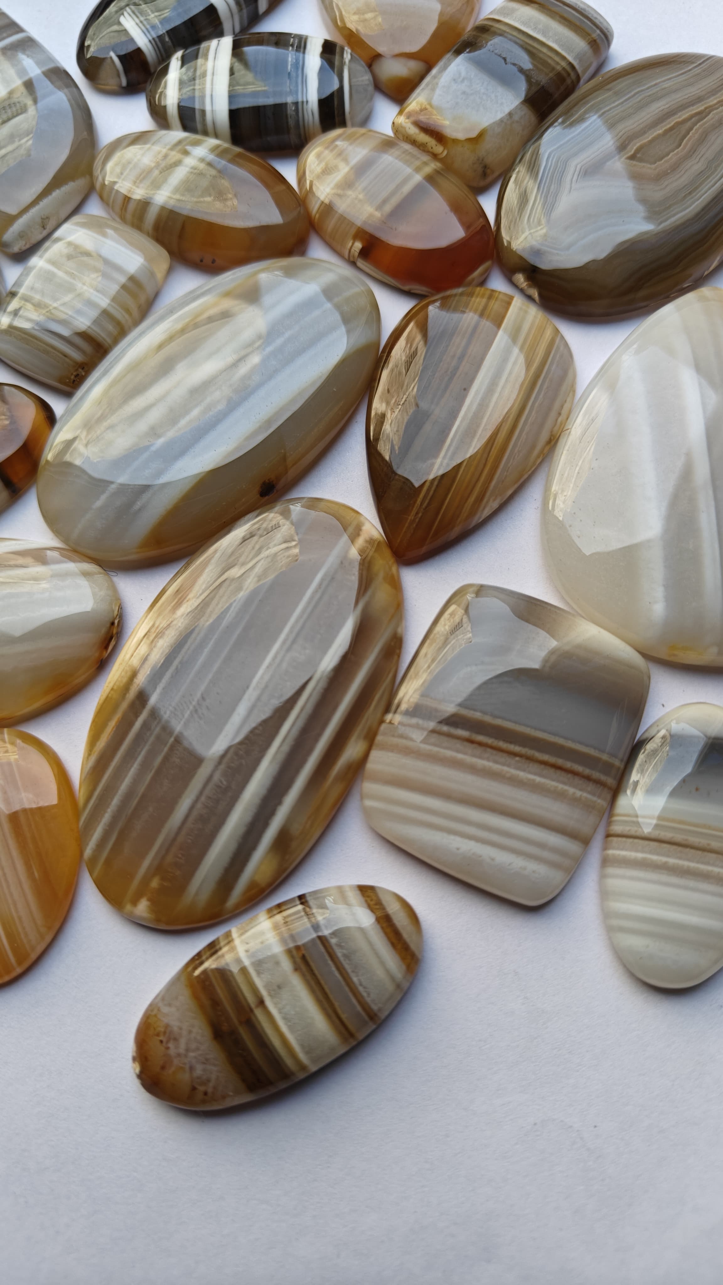 Natural Yellow Banded Agate Mix Shape Gemstone (Cabochon )
