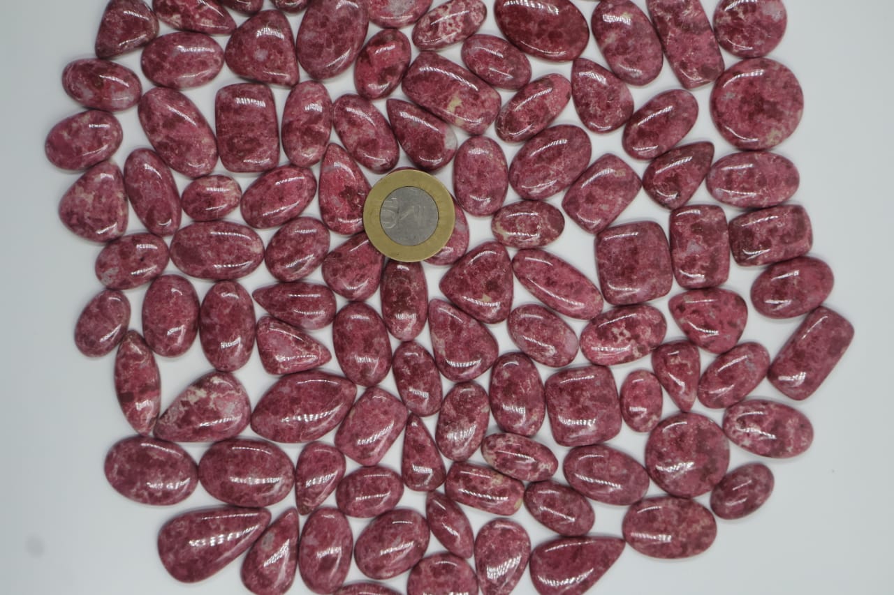 Natural Thulite Mix Shape Gemstone (Cabochon )