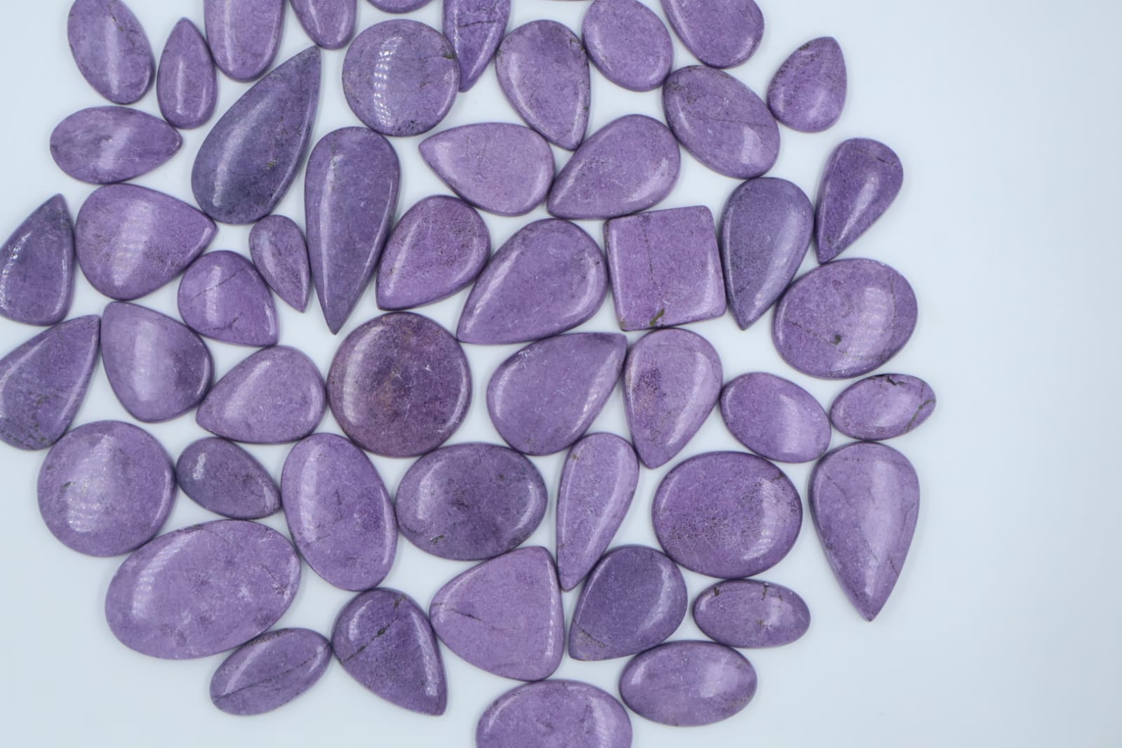 Natural Stichtite Mix Shape Gemstone (Cabochon )