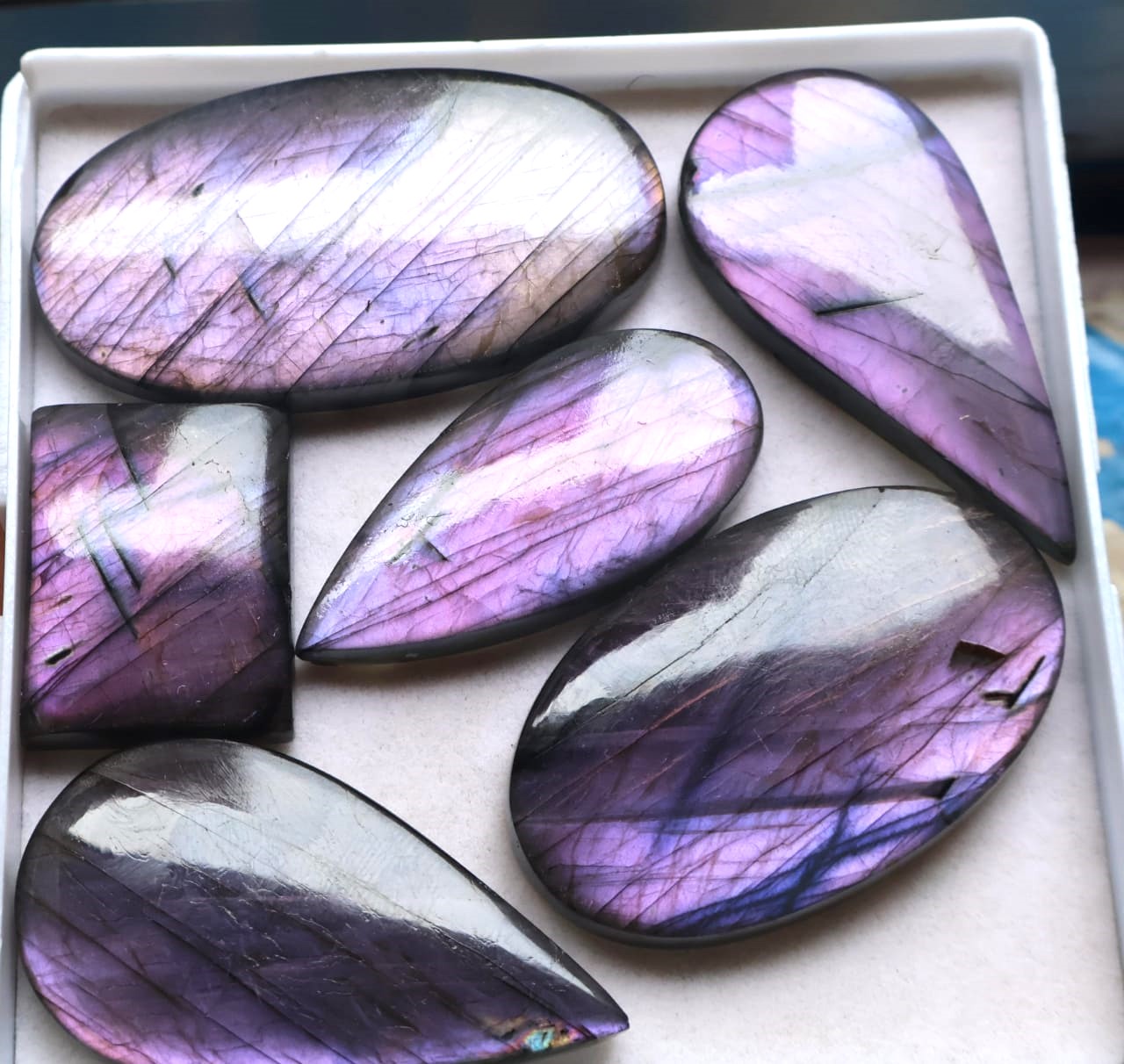 Natural Purple Labradorite  Shape Gemstone (Cabochon )