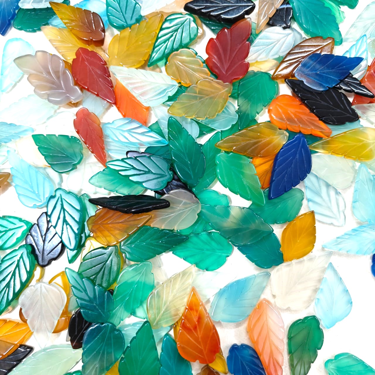 Colorful Carved Leaf Gemstones onyx 