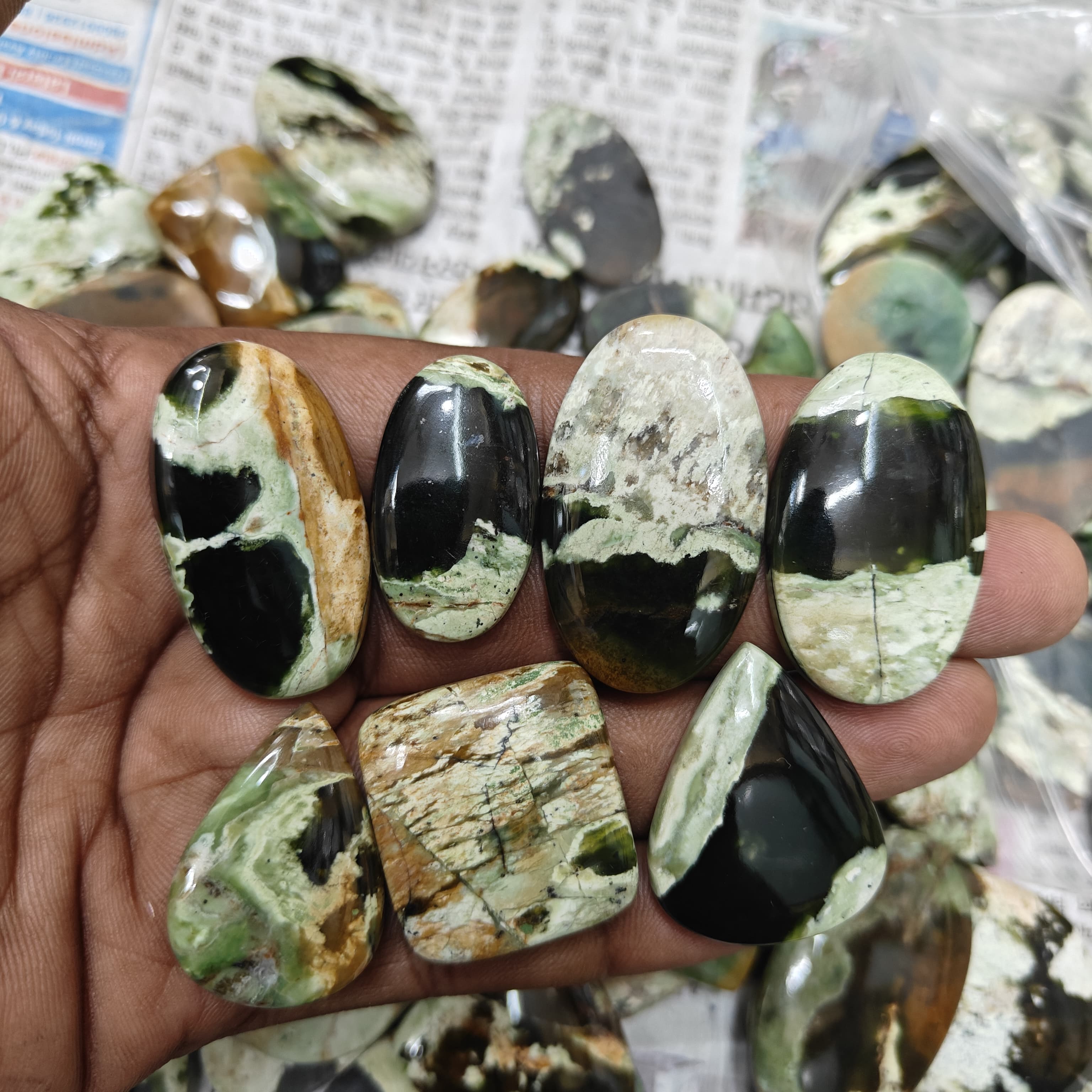 Natural Chrome calcedony Mix Shape Gemstone (Cabochon )