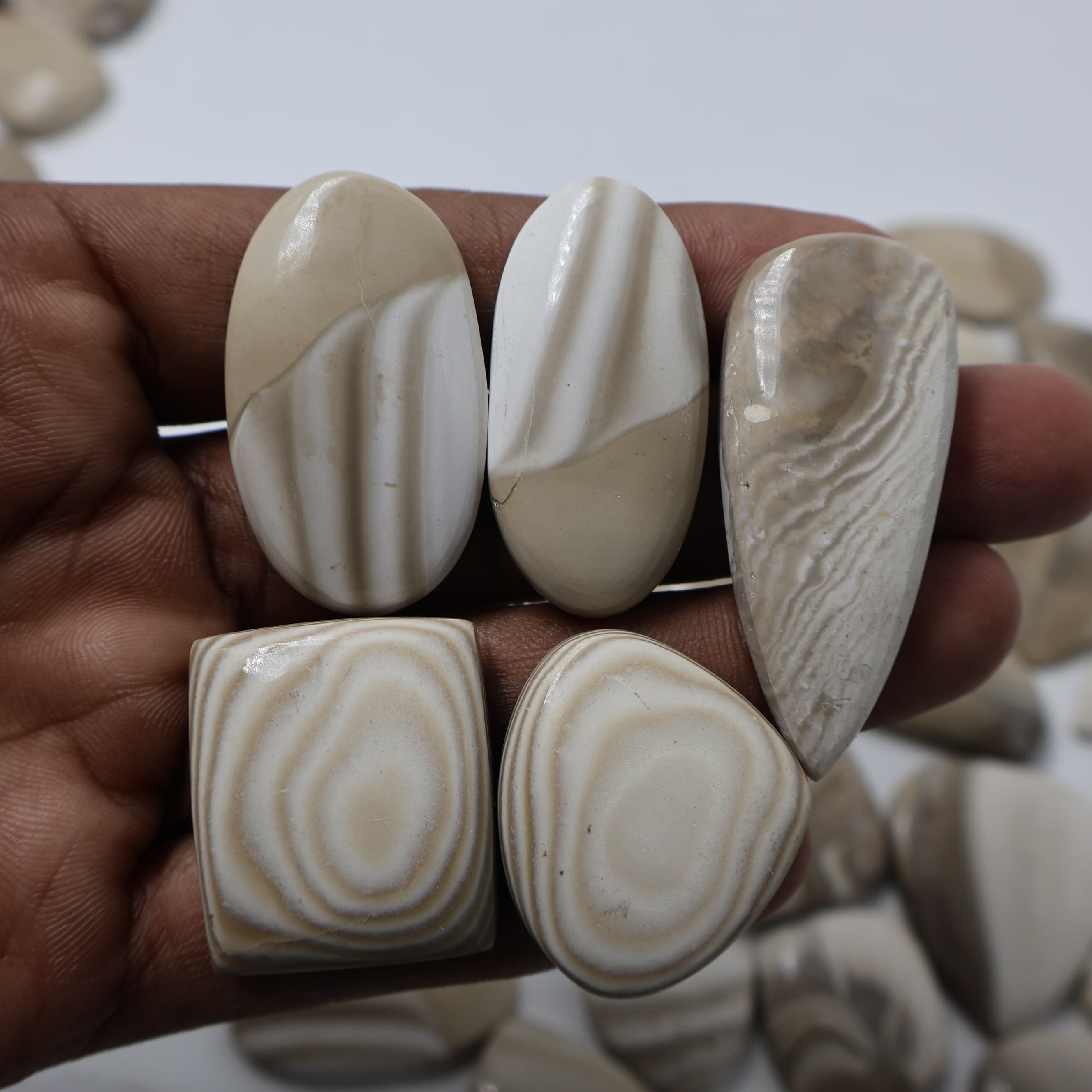 Natural Flint Jasper Mix-Size Gemstone (Cabochon ) Flint Jasper